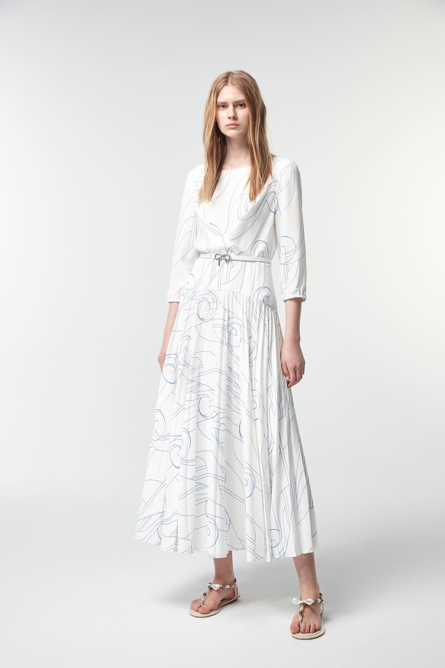 Contrast Pattern Printed Pleated DressHand-painted line print dress,U-neck dresses,Dresses,Printed dresses,Chiffon dresses,Season (SS) Look,mothergift,Floral dresses,Season (AW) Look,dresses,Maxi dresses,Long sleeve dresses,Chiffon,Chiffon dresses