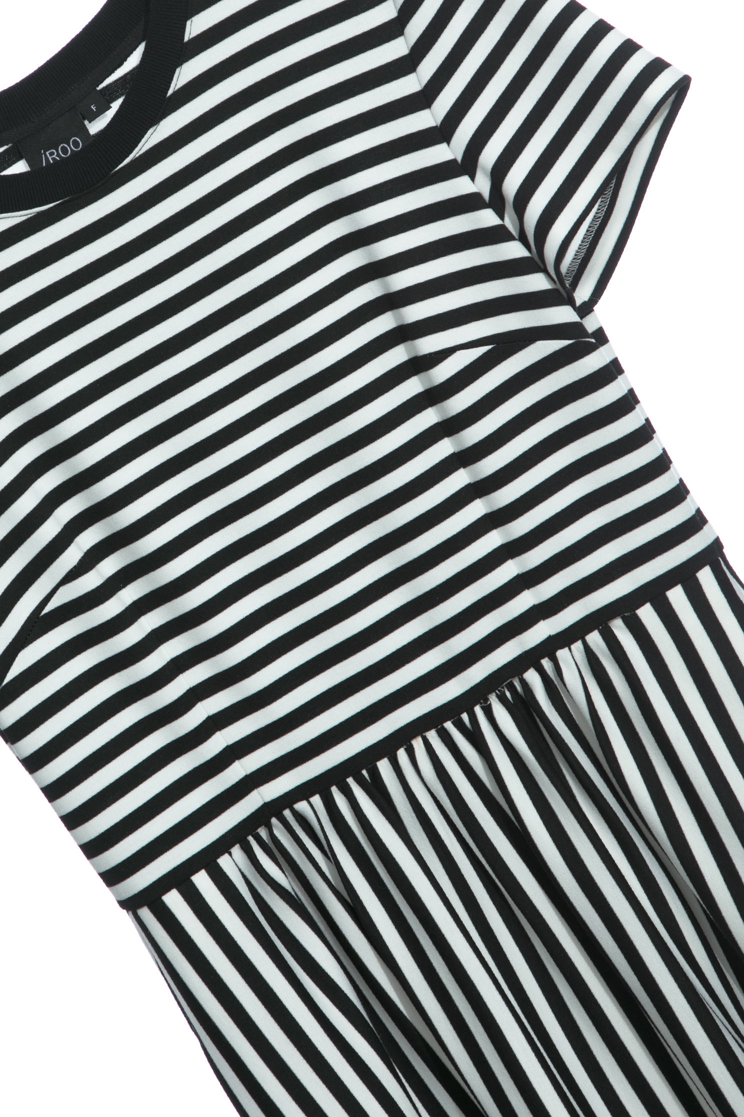 Stripe Print Short Sleeve Maxi DressFitted striped maxi dress,Dresses,Season (SS) Look,Stripe,Maxi dresses