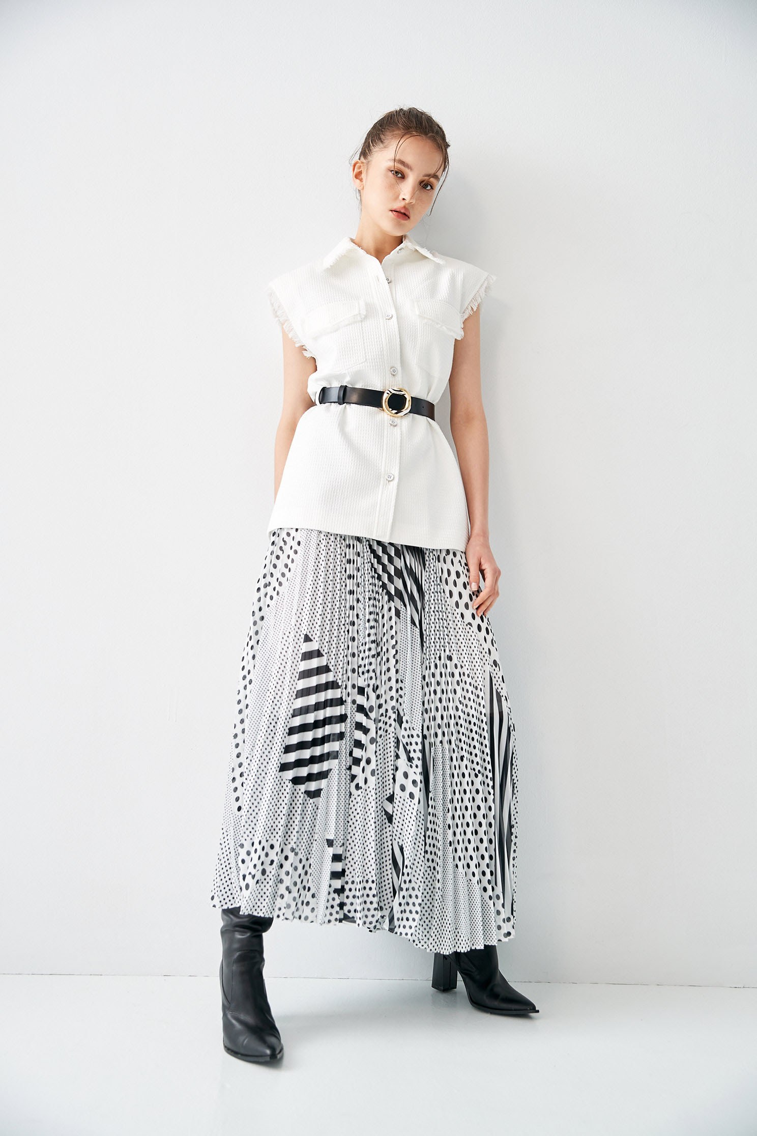 Contrast Dotted With Stripe Printed DressBlack and white dot chiffon long dress,Dresses,Under shirts,Printed dresses,Chiffon dresses,Season (SS) Look,mothergift,dotcollection,White dresses,iROO LIVE,sleeveless tops,Cutwork details dresses,dresses,Long sleeve dresses,Chiffon,Chiffon dresses