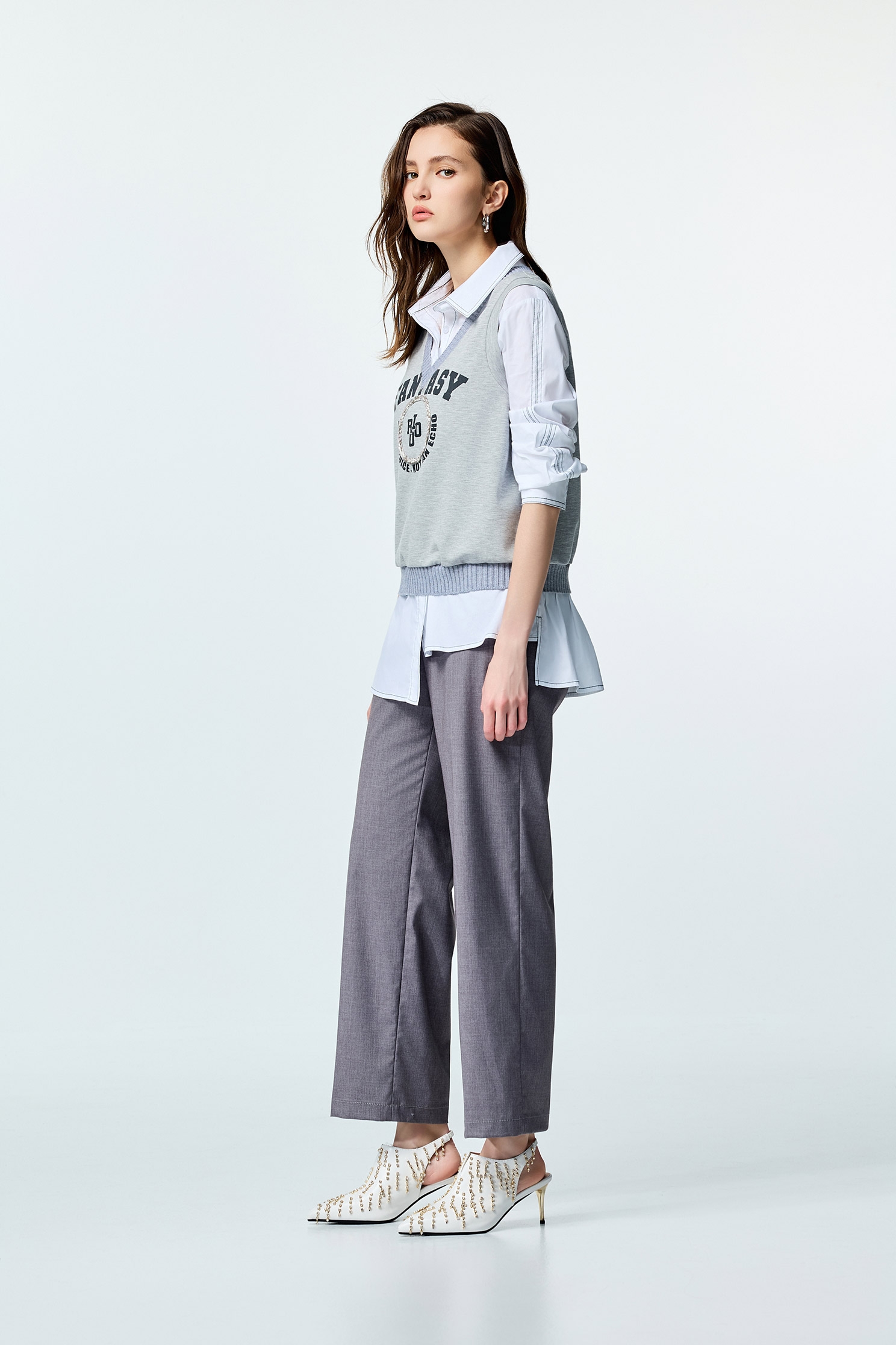 V-neck Front Slogan VestV-neck Front Slogan Vest,sleeveless tops,Season (SS) Look,sleeveless tops