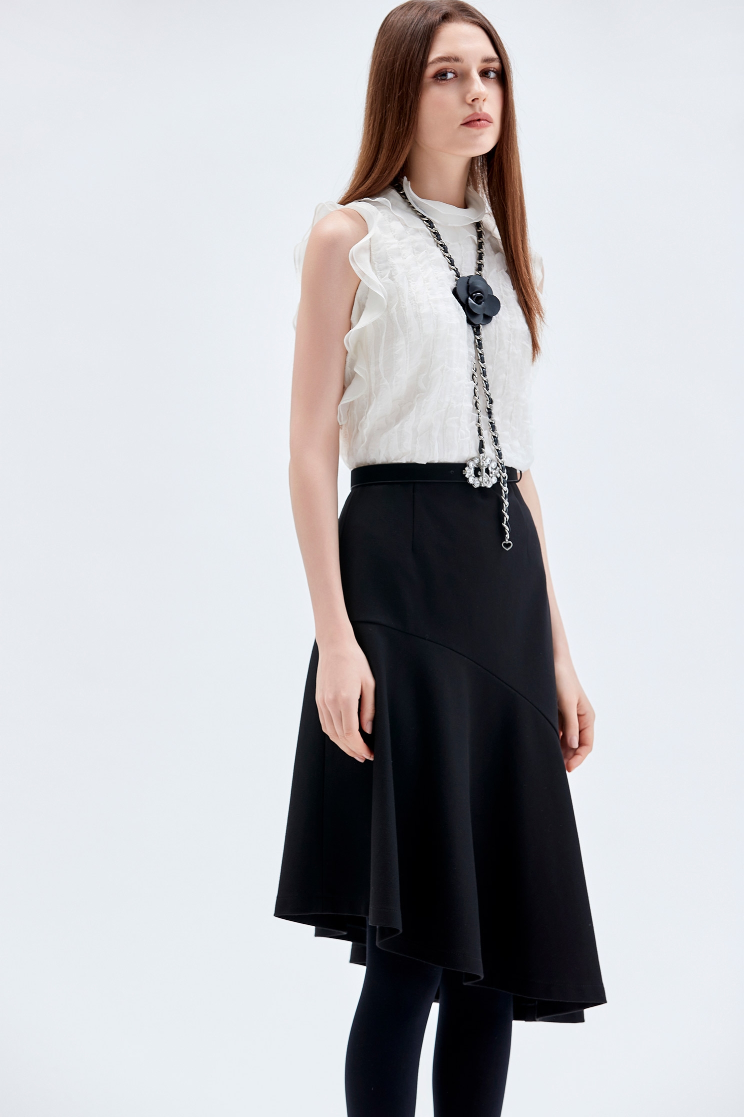 Irregualar Pleats Ruffle Detail Vest奶油千層烏干荷葉背心,sleeveless tops,pearl,Season (AW) Look,sleeveless tops