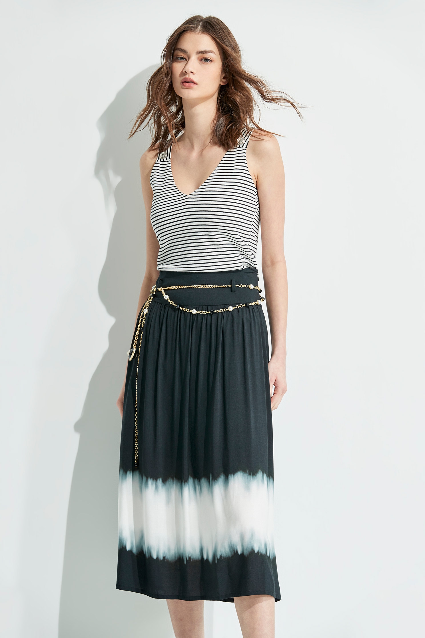 V-Neck Tripe Basic VestAnchor decoration sleeveless top,V-Neck T shirts,sleeveless tops,Tops,Season (SS) Look,Stripe,sleeveless tops