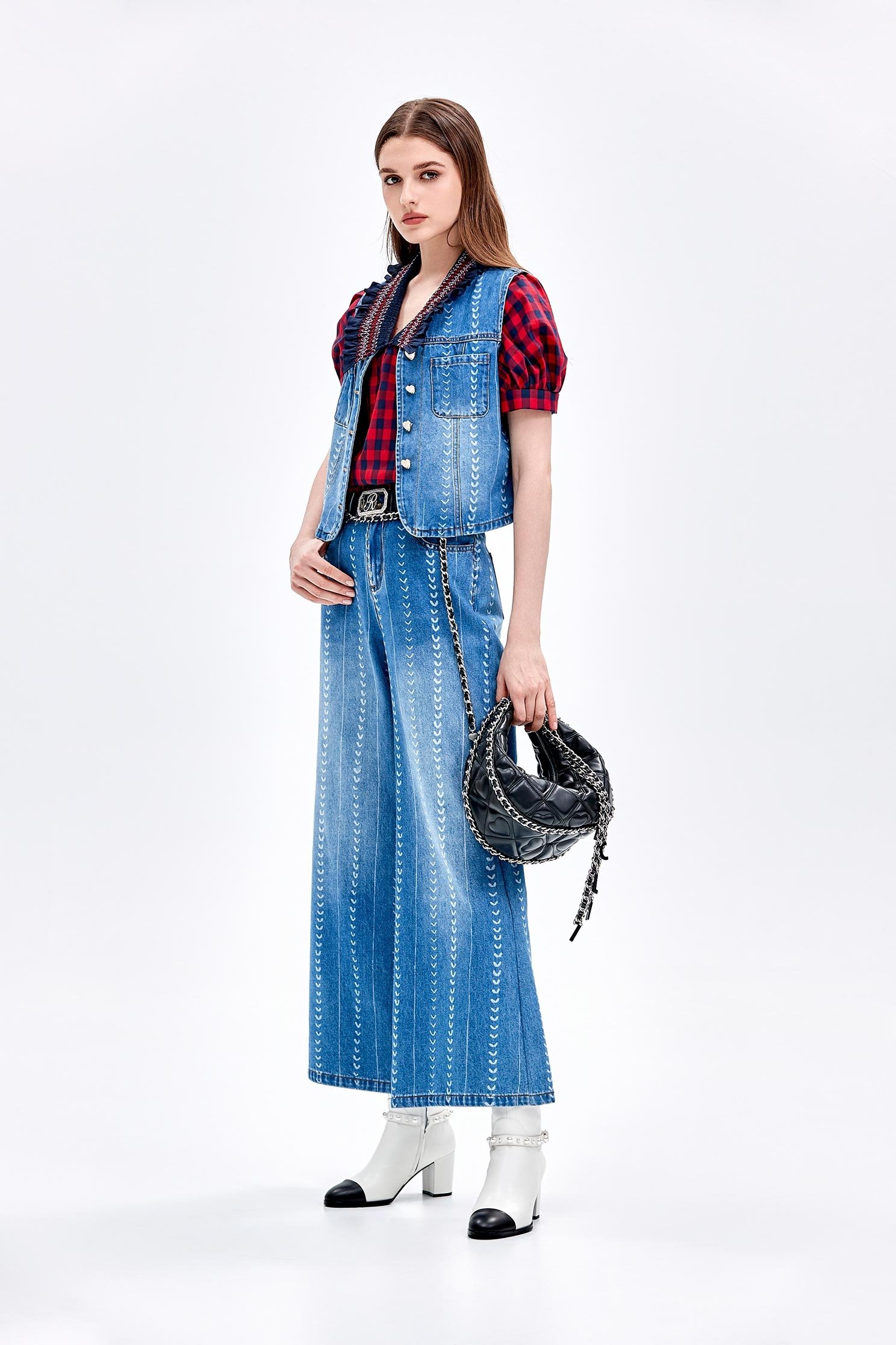 Heart Embroidery Denim VestHeart Embroidery Denim Vest,sleeveless tops,Embroidered,Denim,Season (AW) Look,sleeveless tops