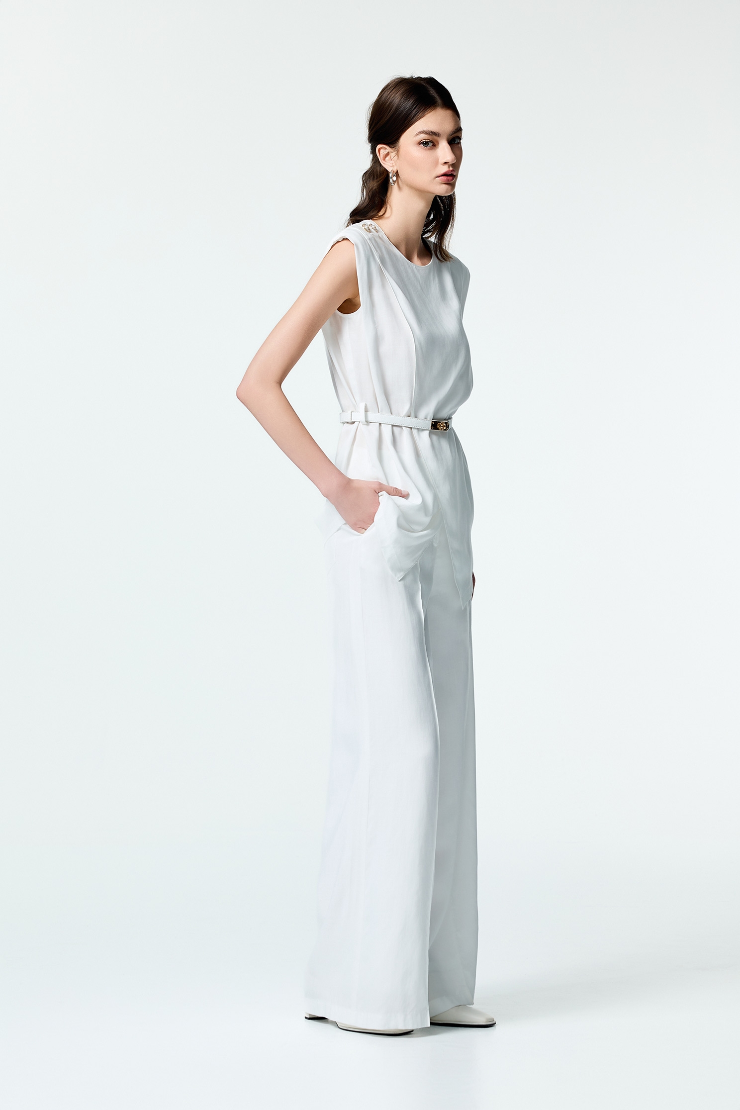 Front Overlap Long VestFront Overlap Long Vest,sleeveless tops,Season (SS) Look,pearl,White tops,Back To Classic,sleeveless tops,Back To B/W