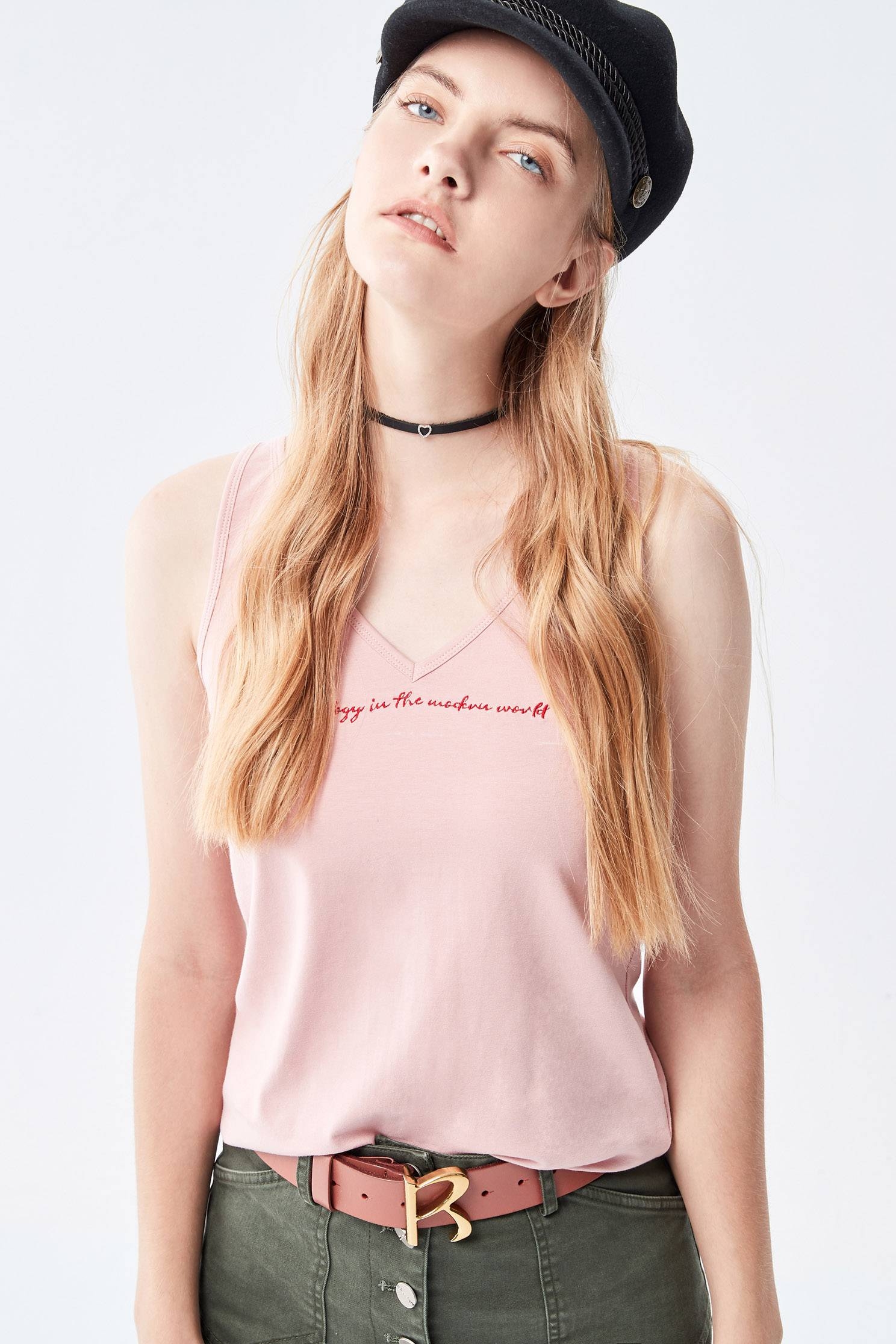 V-neck Slogan Tank TopLarge V-neck embroidered vest.,T-shirts,sleeveless tops,Embroidered,goodlucknewyear,coolsummer,Season (AW) Look,Pink,Cotton,Embroidered,sleeveless tops,Travel with BFF