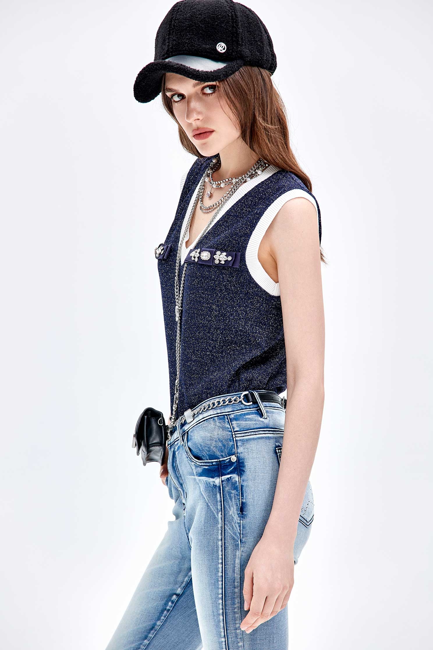 V-neck Contrast Trim Detail Navy VestV-neck Contrast Trim Detail Navy Vest,sleeveless tops,Tops,sleeveless tops,Season (AW) Look,sleeveless tops,bows,Knitted