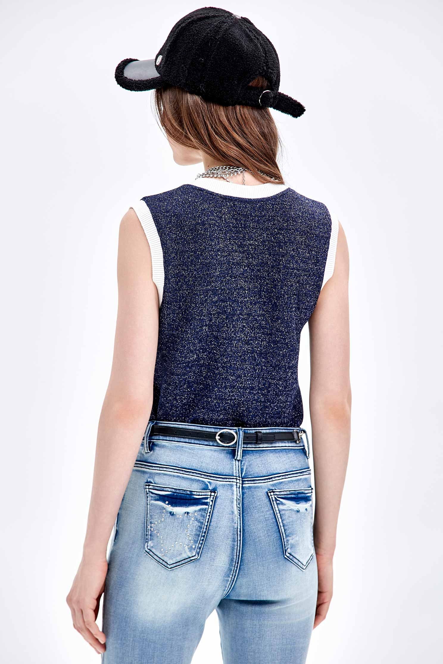 V-neck Contrast Trim Detail Navy VestV-neck Contrast Trim Detail Navy Vest,sleeveless tops,Tops,sleeveless tops,Season (AW) Look,sleeveless tops,bows,Knitted