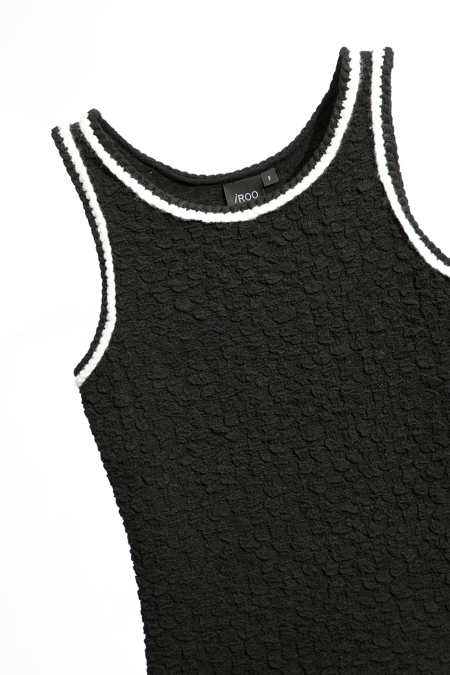 Contrast Trim Detail Texture VestContrast Trim Detail Texture Vest,sleeveless tops,Season (SS) Look,sleeveless tops