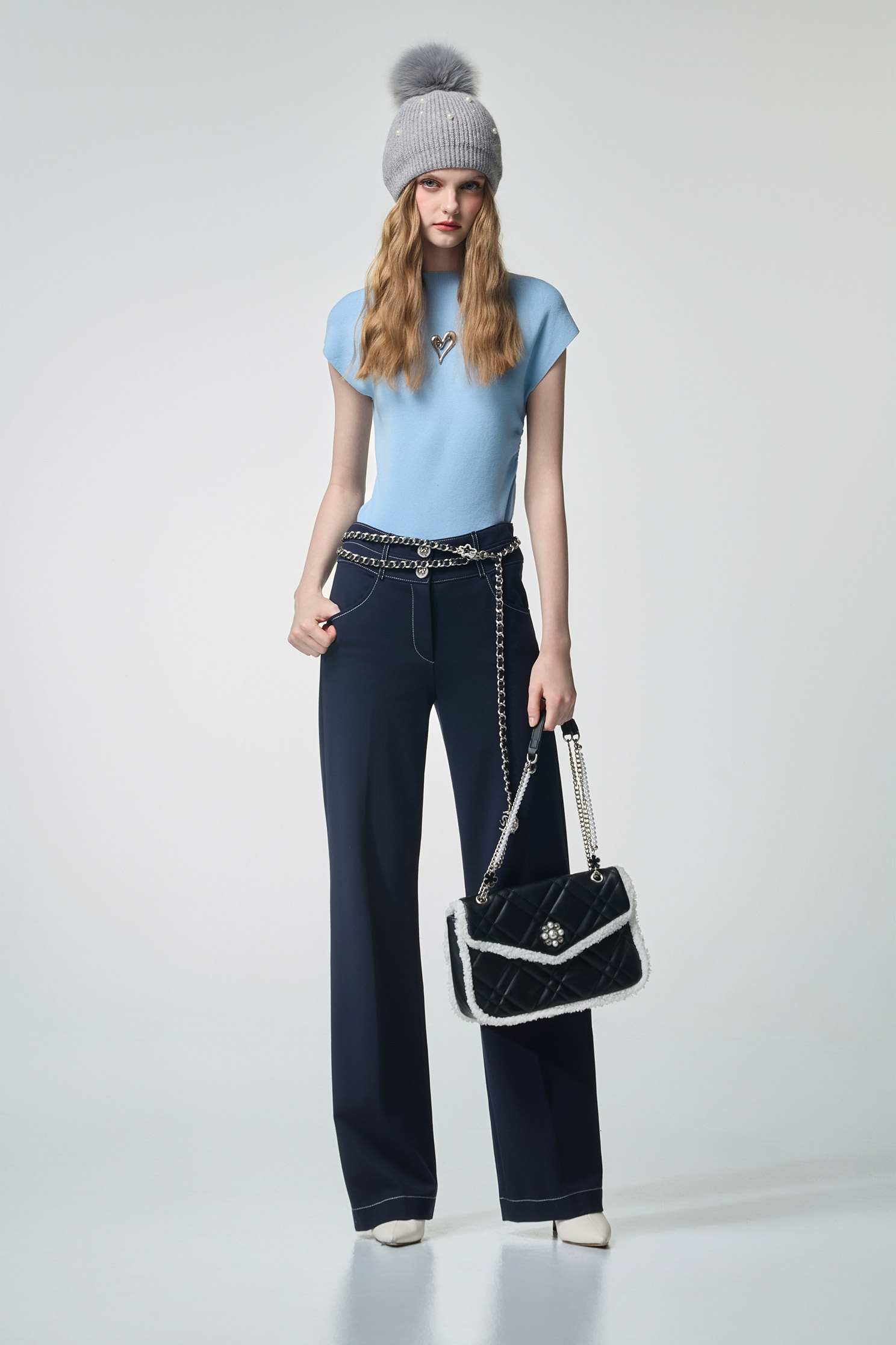 Heart Shape Brooch Blue Knit VestHeart Shape Brooch Blue Knit Vest,sleeveless tops,Tops,Season (AW) Look,sleeveless tops,Knitted,Knitted tops