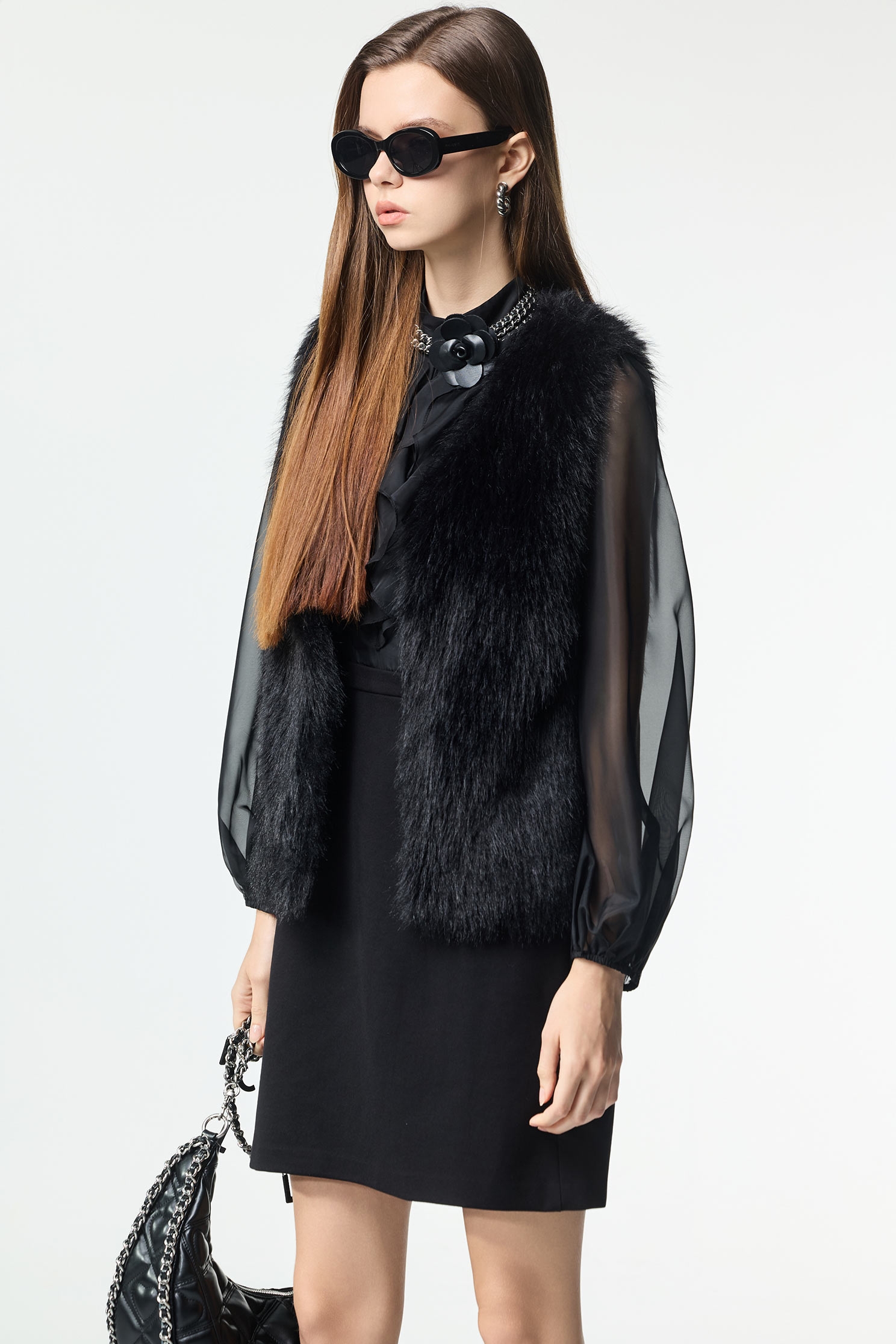 V-neck Faux Fur Black VestV-neck Faux Fur Black Vest,sleeveless tops,Office Looks,Season (AW) Look,Valentine,sleeveless tops