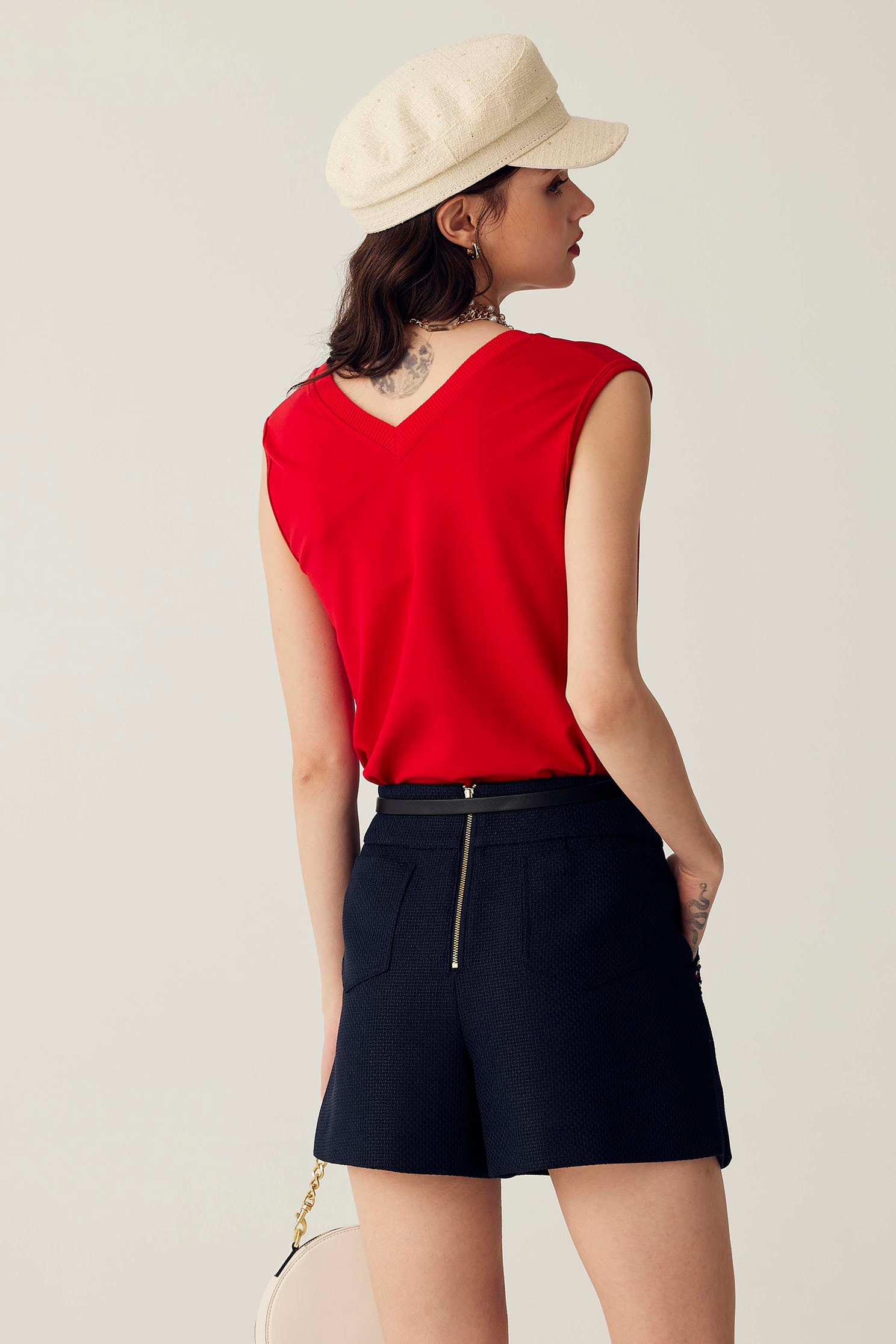 Basic Red Vest With Front Floral EmbroideryBasic Red Vest With Front Floral Embroidery,sleeveless tops,Tops,sleeveless tops,Season (AW) Look,sleeveless tops