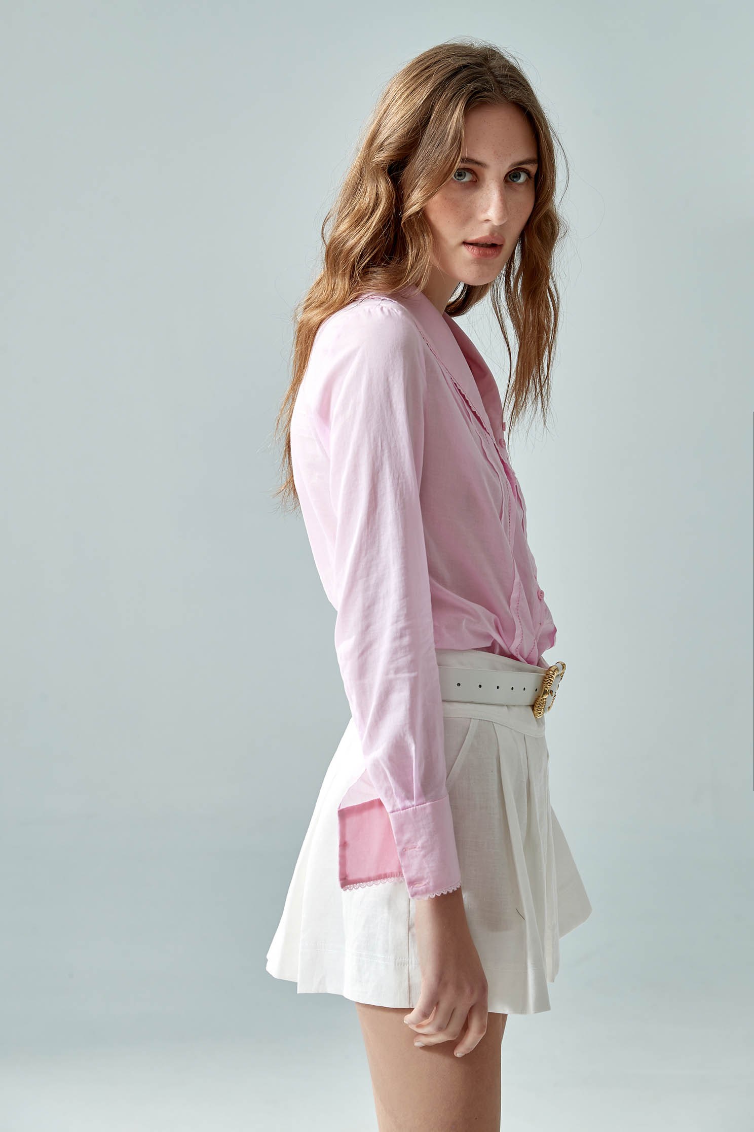 Front Pleat Blouse With Collar Trim DetailsDouble-breasted shirt,Office Looks,Tops,Season (SS) Look,mothergift,White tops,Pink,Lace,Blouses