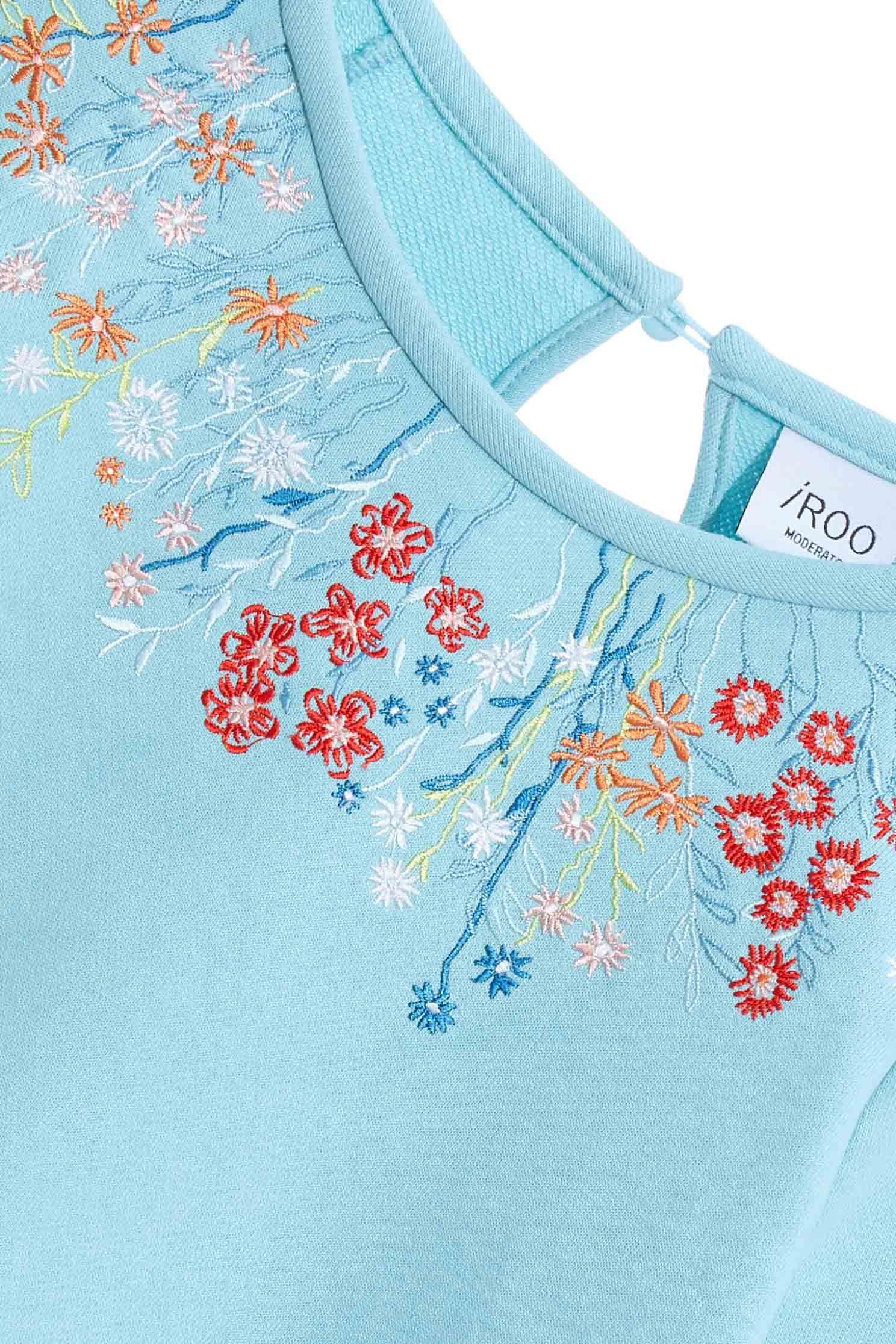 Floral Embroidered Blue Sweatshirtdaisy embroidered neckline sweatshirt,Tops,Embroidered,goodlucknewyear,mothergift,healing colors,Season (AW) Look,Cotton,blossoms,Sweaters