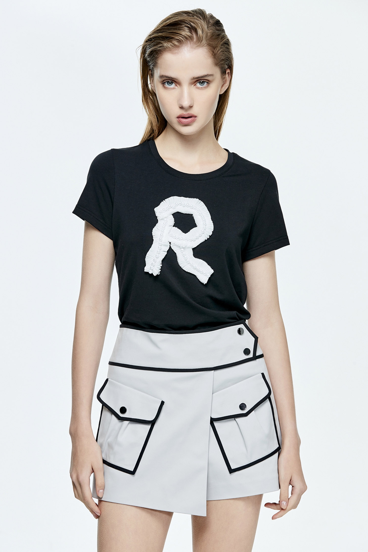 Pleated R Logo Basic TeePleated R Logo Basic Tee,T-shirts,T-shirts,Tops,pearl,Season (AW) Look,Cotton