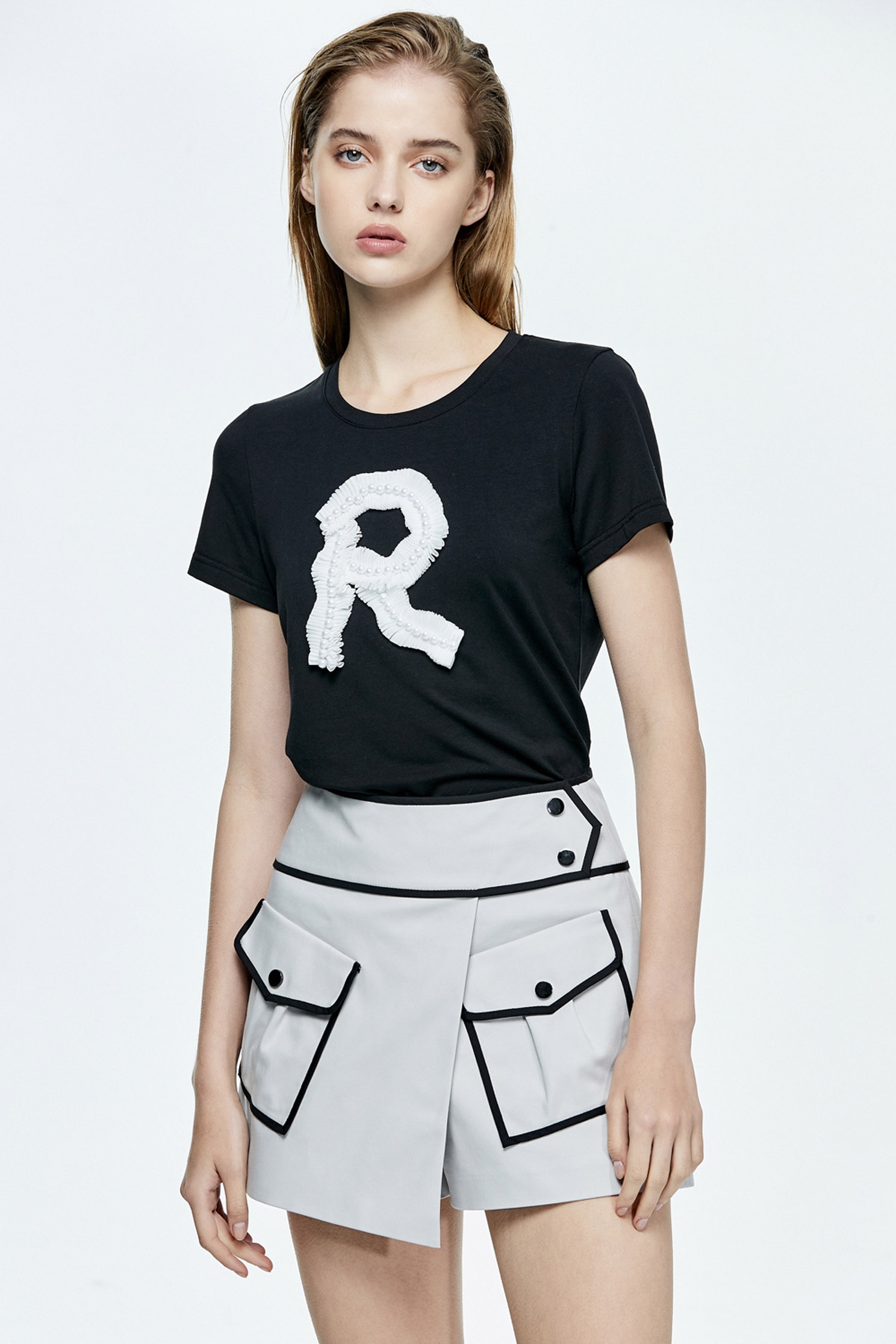 Pleated R Logo Basic TeePleated R Logo Basic Tee,T-shirts,T-shirts,Tops,pearl,Season (AW) Look,Cotton