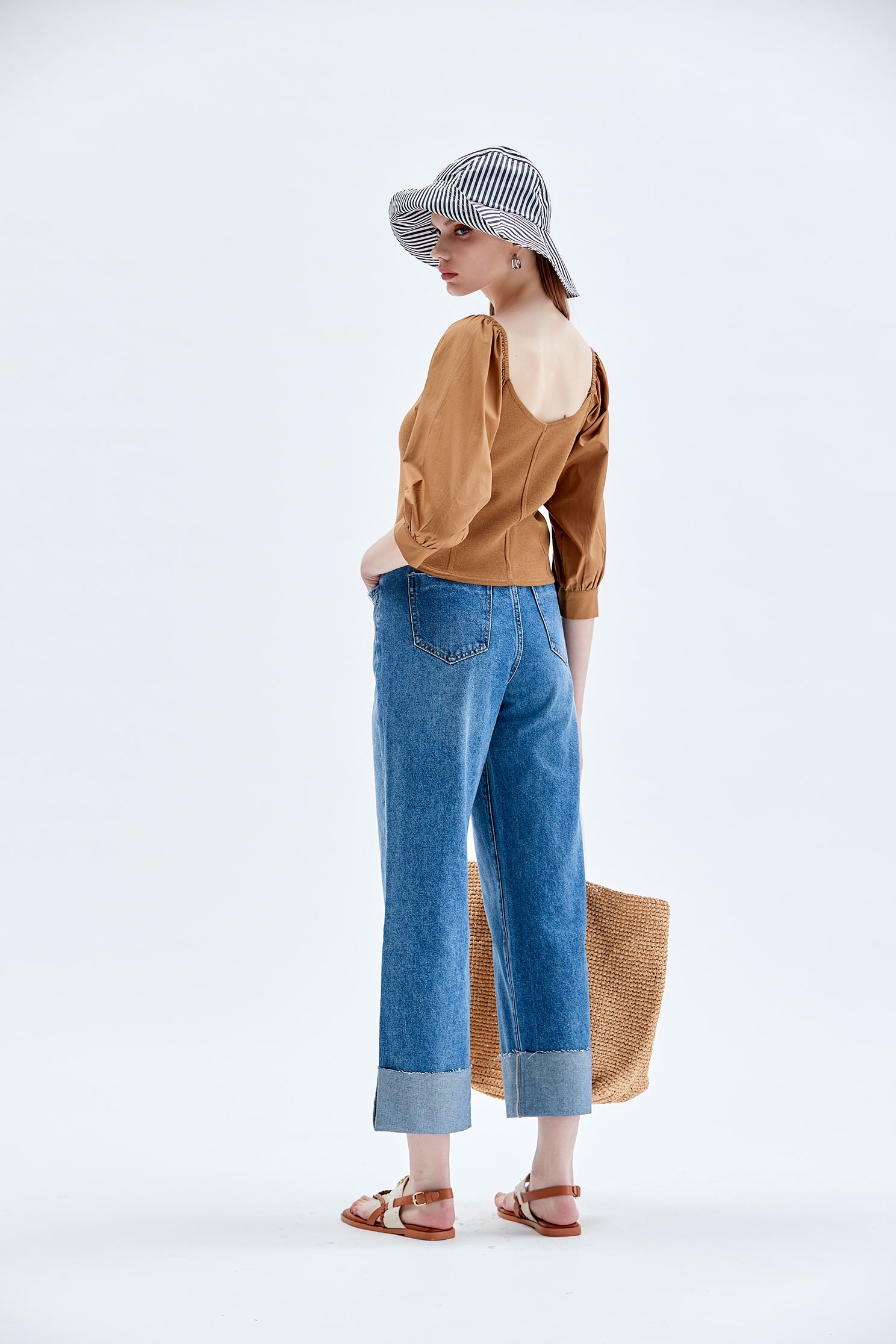 Wide V-neck Crop Knit TopWide V-neck Crop Knit Top,Tops,Season (SS) Look,Blouses,Knitted,Knitted tops,Knitted tops