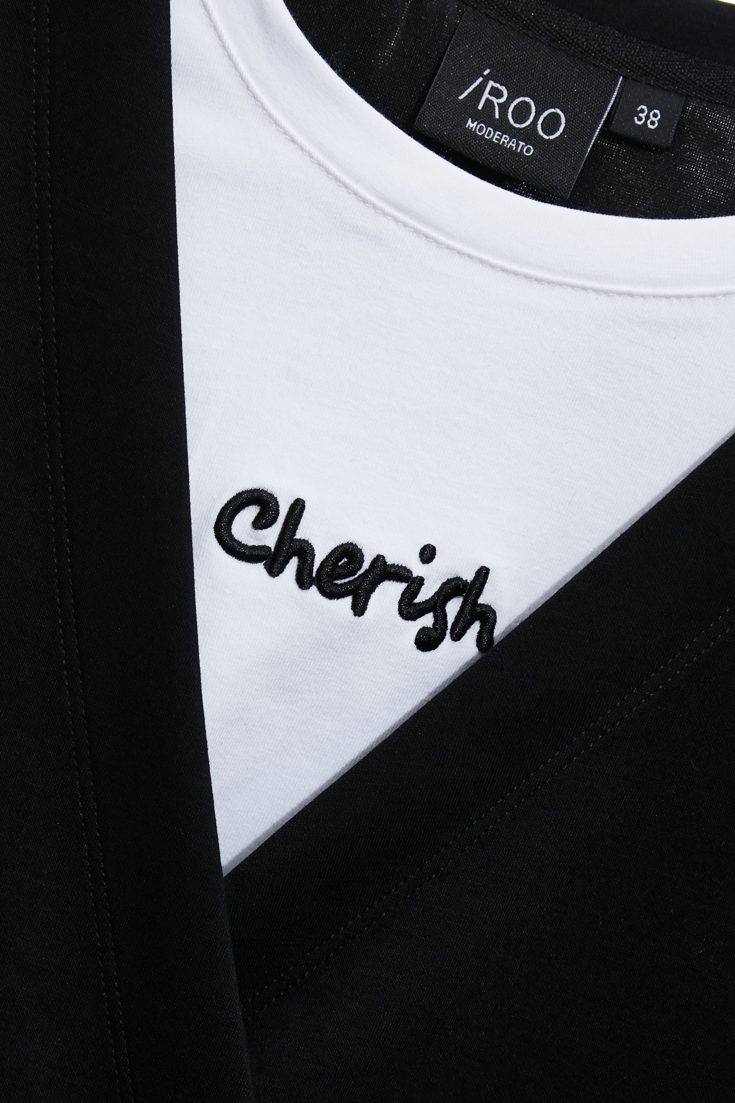 Black White Contrast Fake Two Piece TopBlack White Contrast Fake Two Piece Top,Tops,Season (SS) Look,Embroidered,black tops