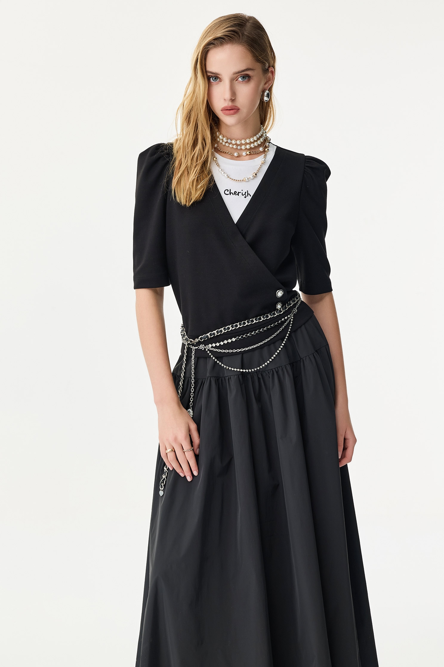 Black White Contrast Fake Two Piece TopBlack White Contrast Fake Two Piece Top,Tops,Season (SS) Look,Embroidered,black tops