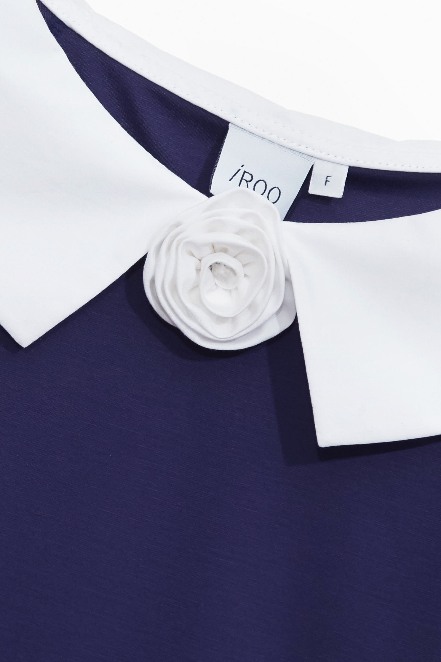 Contrast Collar Short Sleeve TopContrast Collar Short Sleeve Top,T-shirts,V-Neck T shirts,Office Looks,Tops,Season (SS) Look,Valentine,blossoms