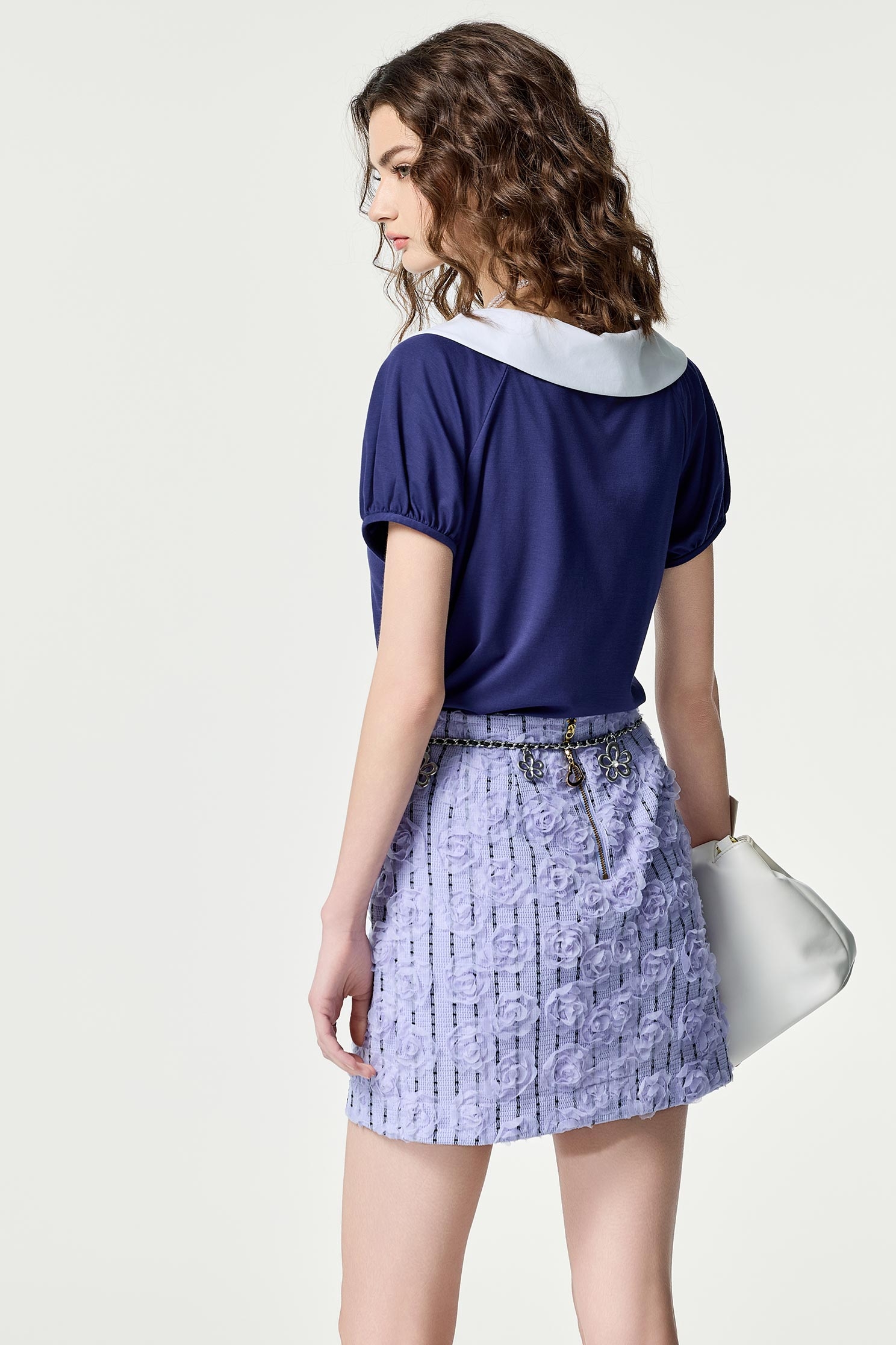 Contrast Collar Short Sleeve TopContrast Collar Short Sleeve Top,T-shirts,V-Neck T shirts,Office Looks,Tops,Season (SS) Look,Valentine,blossoms