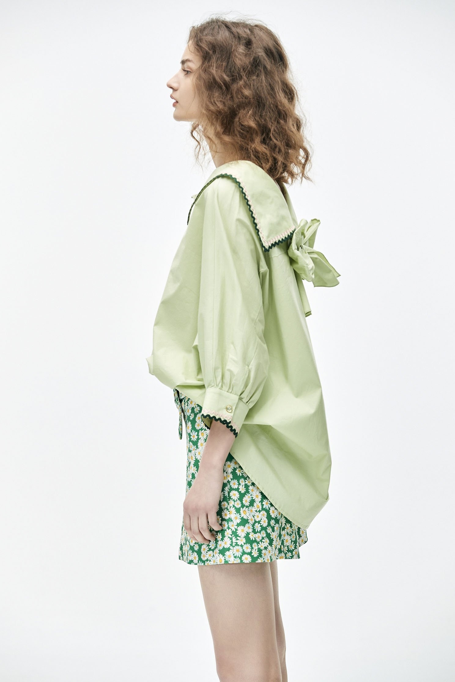 Oversize Lace Trim Green BlouseFloral-trimmed shirt top,Tops,Season (SS) Look,mothergift,healing colors,blossoms,Blouses