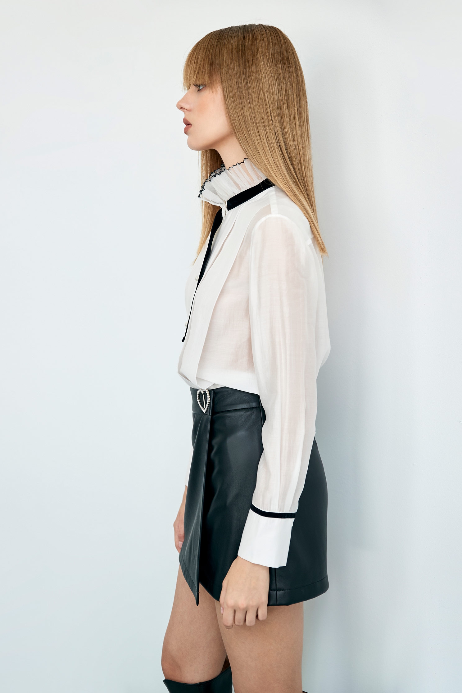 Ruffle Collar Blouse With Contrast Trim detailRuffle Collar Blouse With Contrast Trim detail,Tops,pearl,Season (AW) Look,Blouses