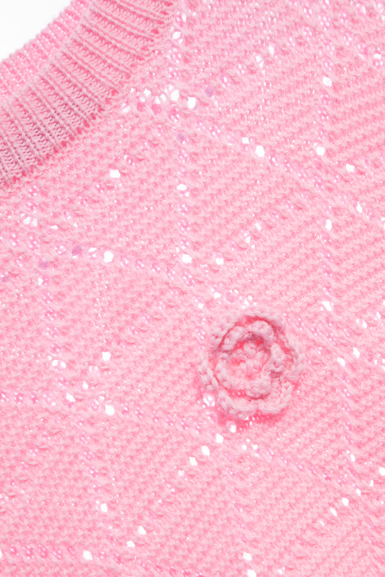 Pink Knit Top With Hand Knit Floral DetailPink Knit Top With Hand Knit Floral Detail,Tops,Plaid,Season (AW) Look,Knitted,Knitted tops,Knitted tops