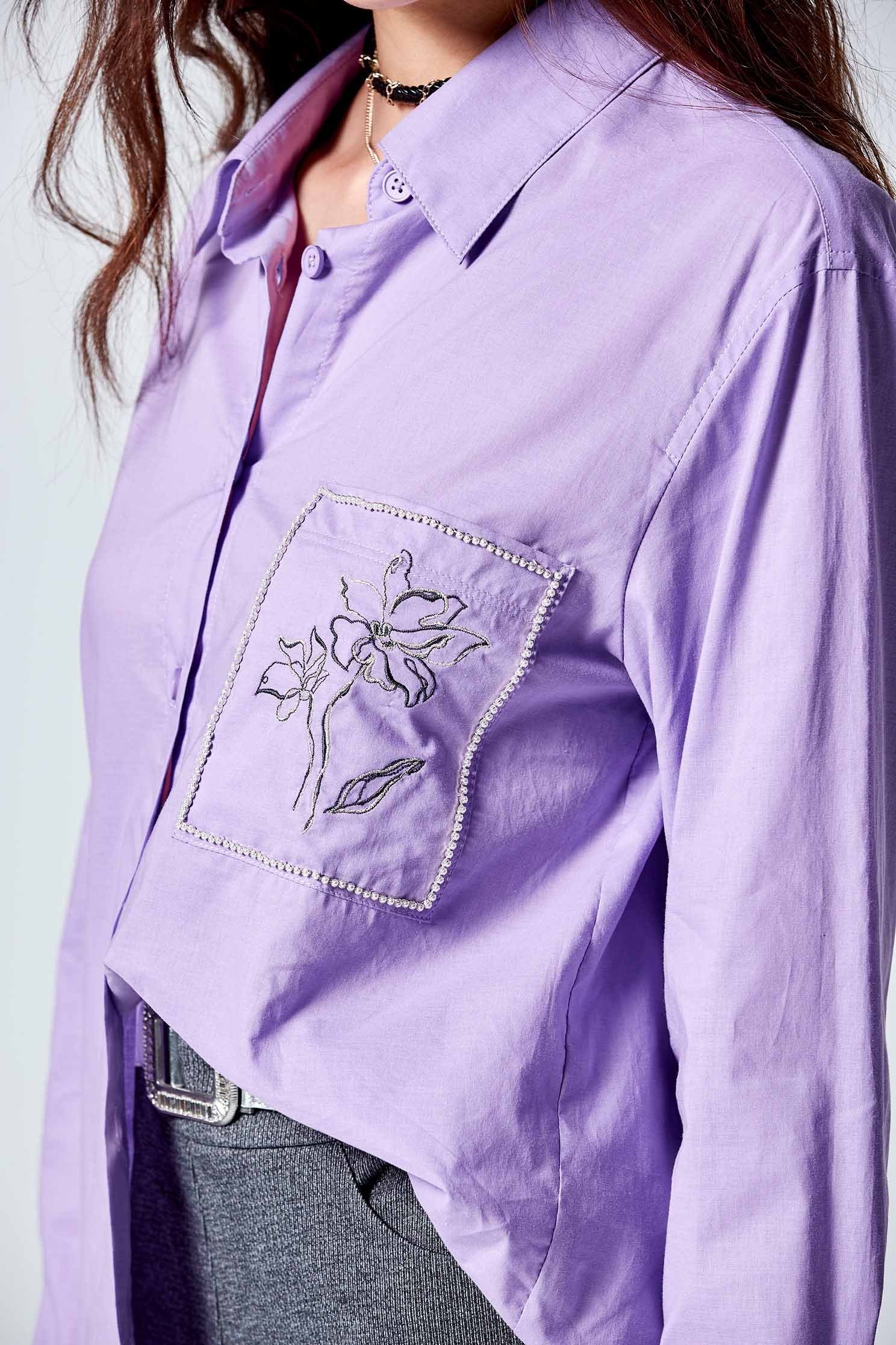 Oversize Blouse With Floral EmbroideryOversize Blouse With Floral Embroidery,Embroidered,Season (AW) Look,Blouses,Long shirts