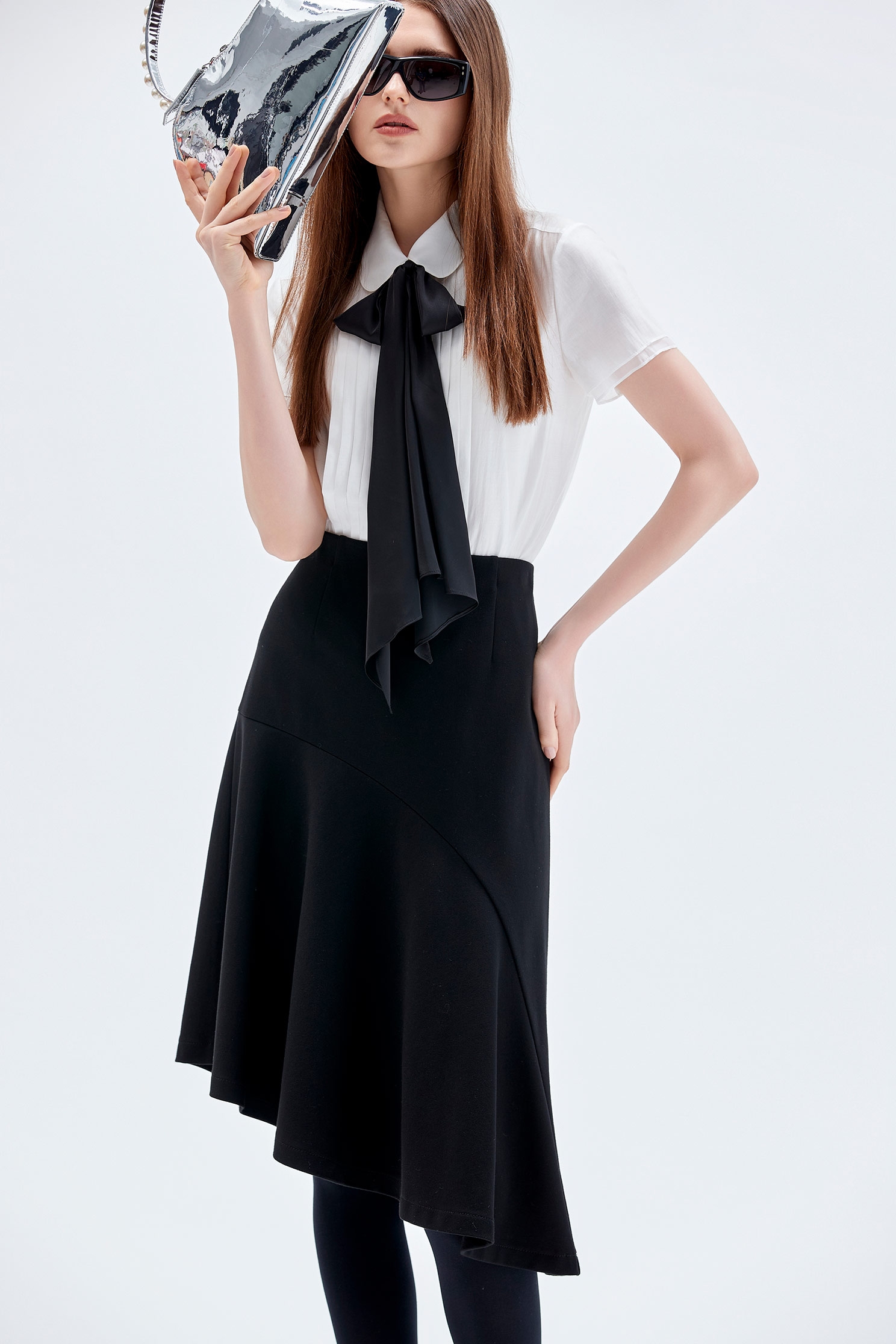 Short Sleeve Blouse With Contrast Bow絲棉活動領巾綁帶單品,Under shirts,Season (AW) Look,Blouses