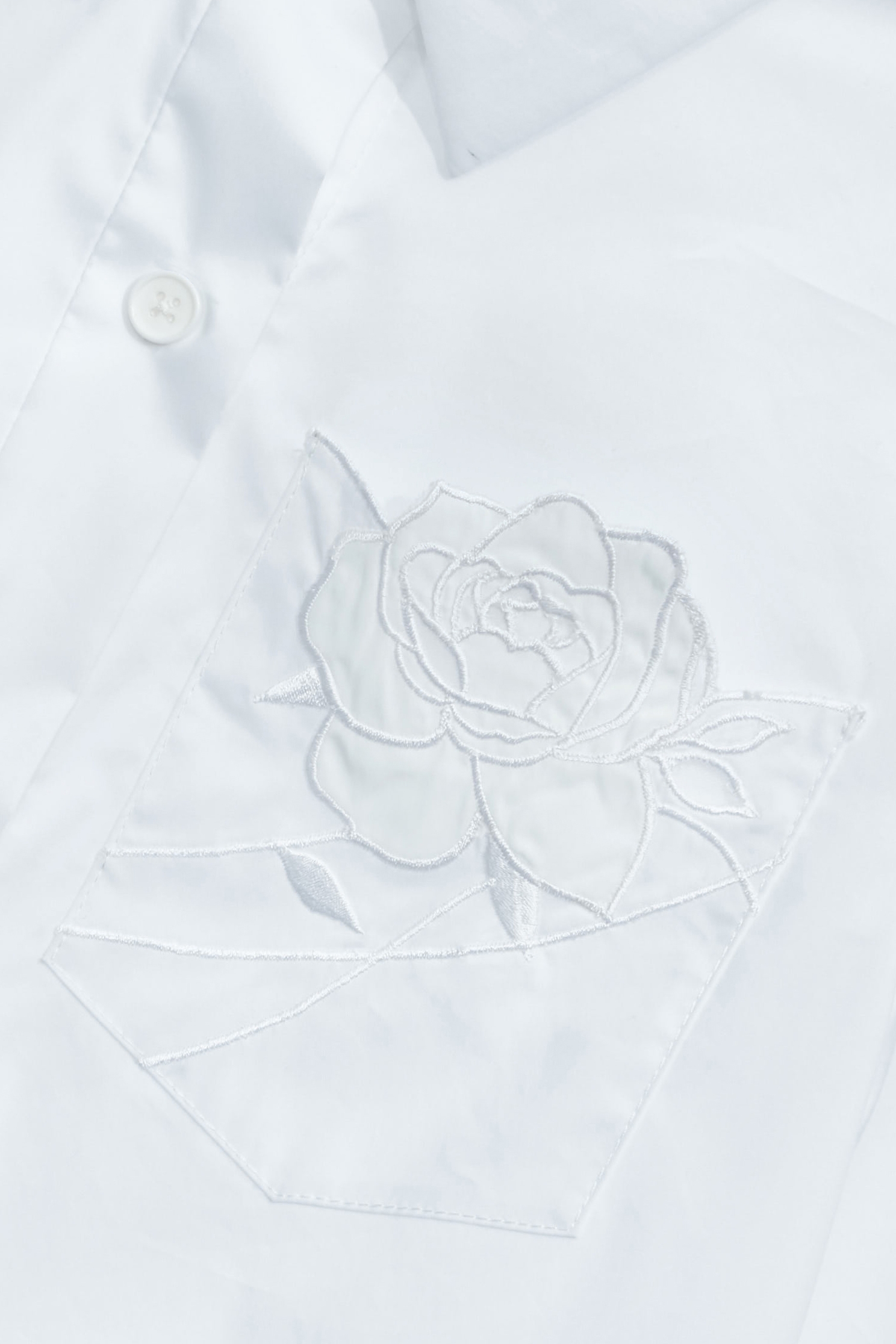 3-D Floral Detail Short Sleeve Tee,Tops,Season (SS) Look,blossoms