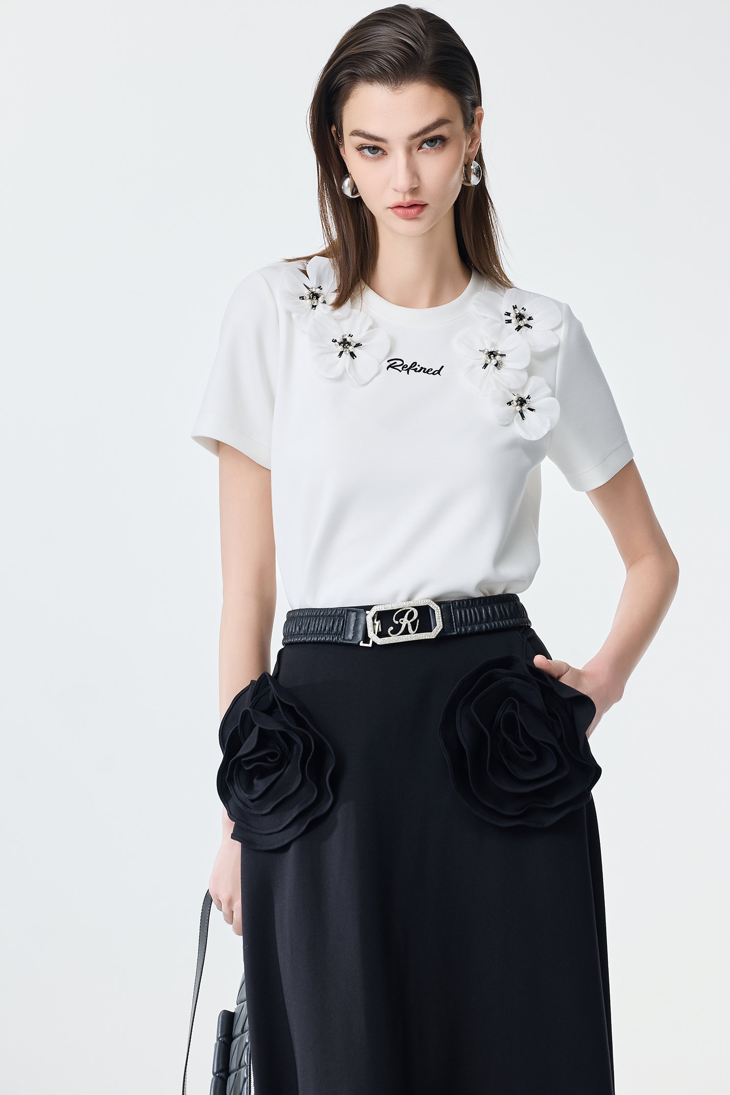 3-D Floral Detail Short Sleeve Tee,Tops,Season (SS) Look,blossoms