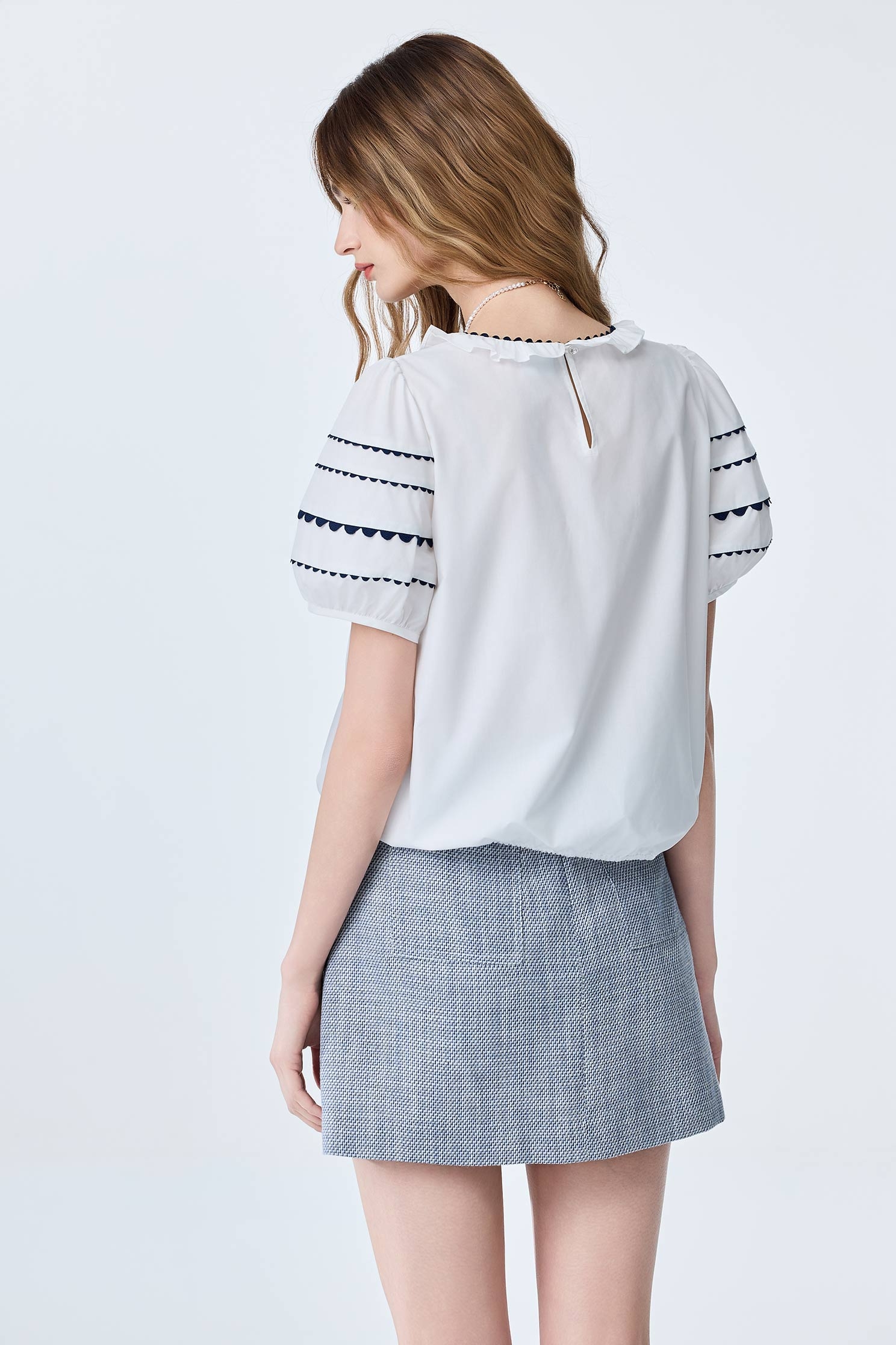 Contrast Navy Trim Detail Ruffle Neckline TopContrast Navy Trim Detail Ruffle Neckline Top,Tops,Season (SS) Look,White tops