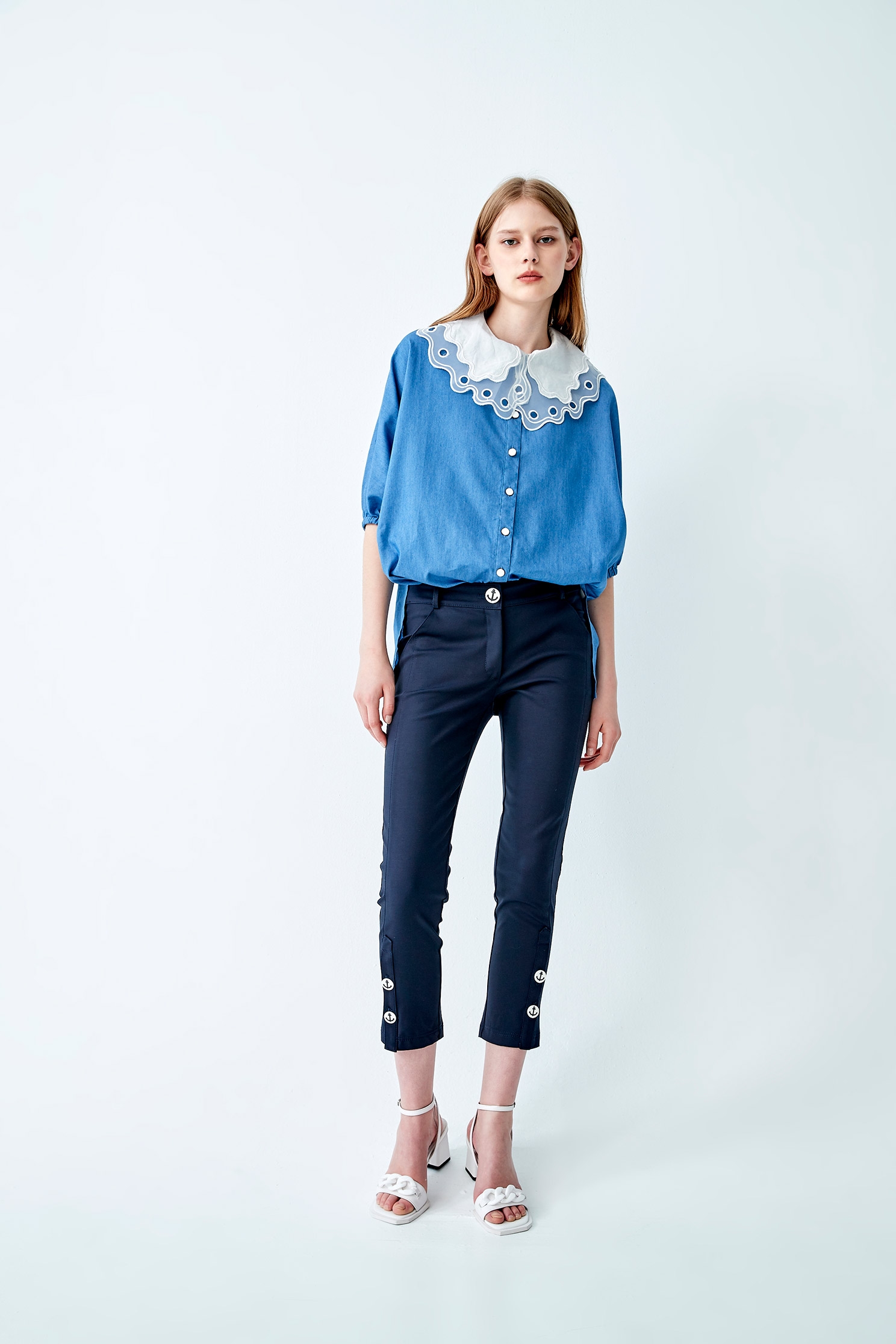 Oversize Blouse With Contrast CollarEmbroidered collar denim-like top,Tops,Embroidered,Season (SS) Look,Denim,healing colors,Blouses