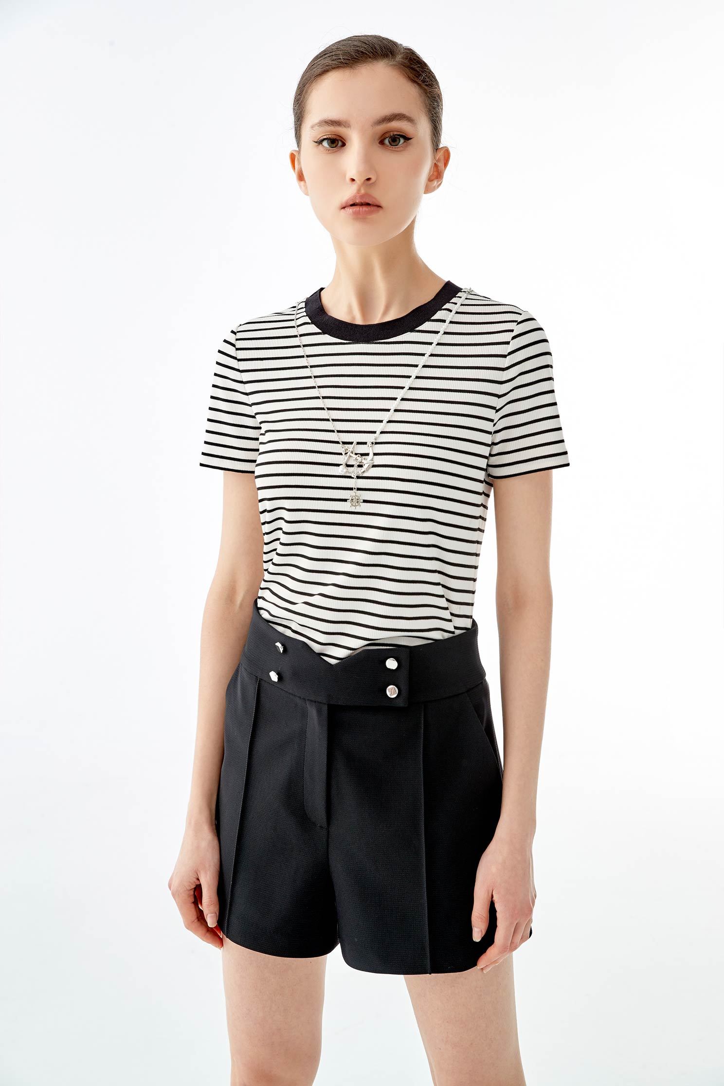 Stripe Top With Accessory Detailstriped top,T-shirts,T-shirts,Tops,Round neck tops,Season (SS) Look,Stripe,comfotism,Necklaces