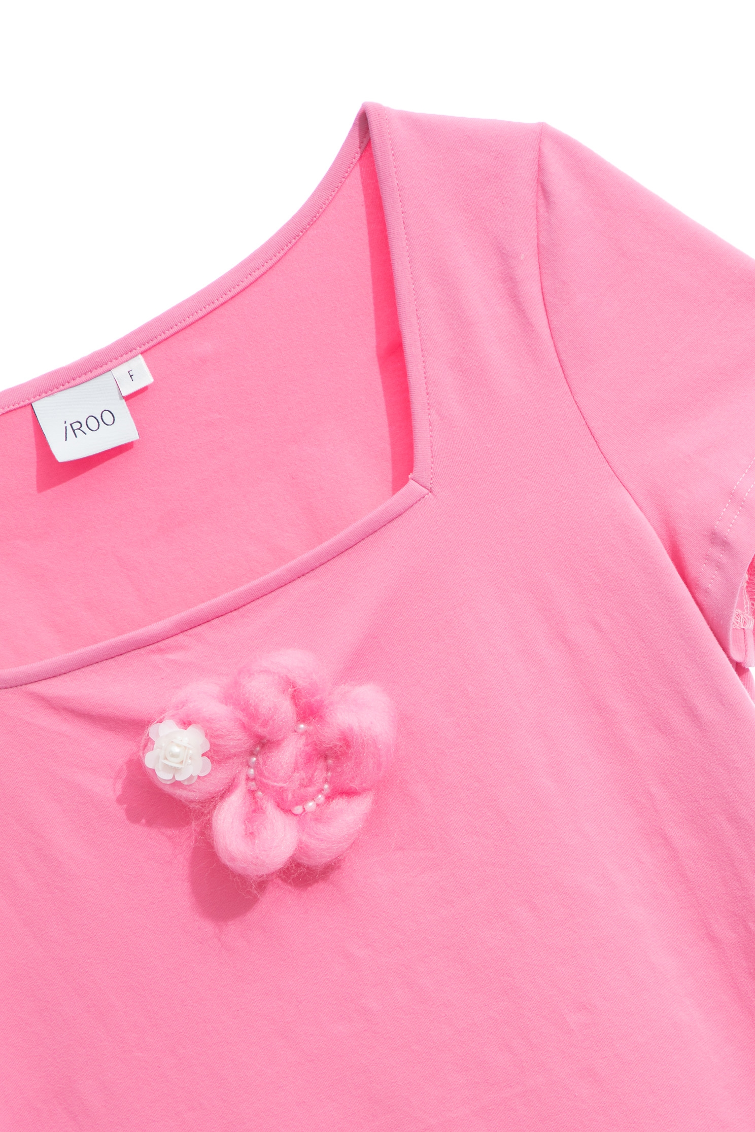 Square Neck Tee With 3-D Floral DetailSquare Neck Tee With 3-D Floral Detail,T-shirts,T-shirts,Tops,Season (AW) Look