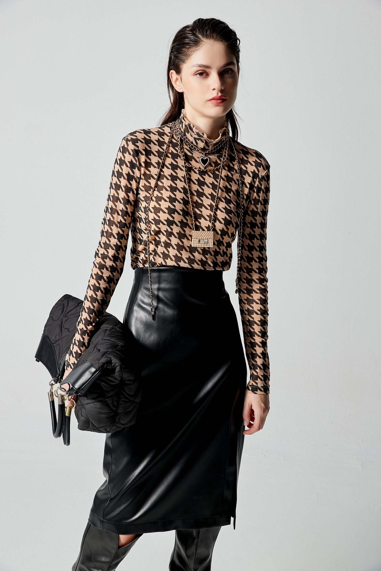 Houndstooth Pattern Print Turtle Neck TopHoundstooth Pattern Print Turtle Neck Top,Tops,Season (AW) Look