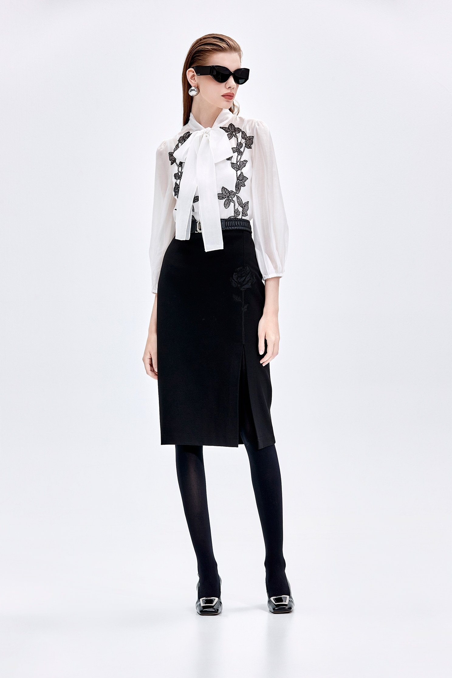 Contrast Floral Lace Bow Collar BlouseContrast Floral Lace Bow Collar Blouse,Tops,Under shirts,Season (AW) Look,Lace