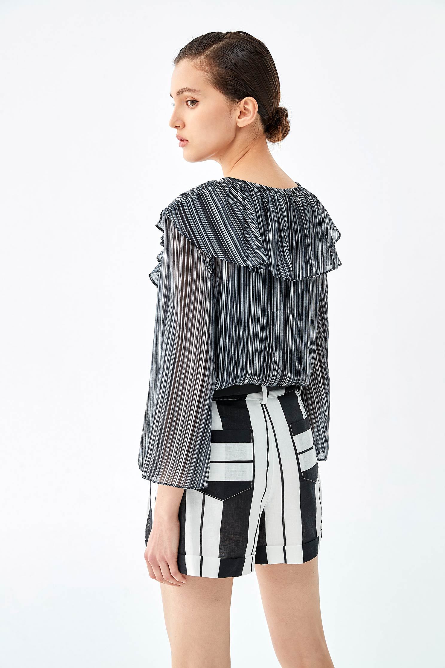 Contrast Stripe Blouse With Flounce NecklineChiffon top with print,Tops,Season (SS) Look,Blouses,Chiffon,Chiffon tops