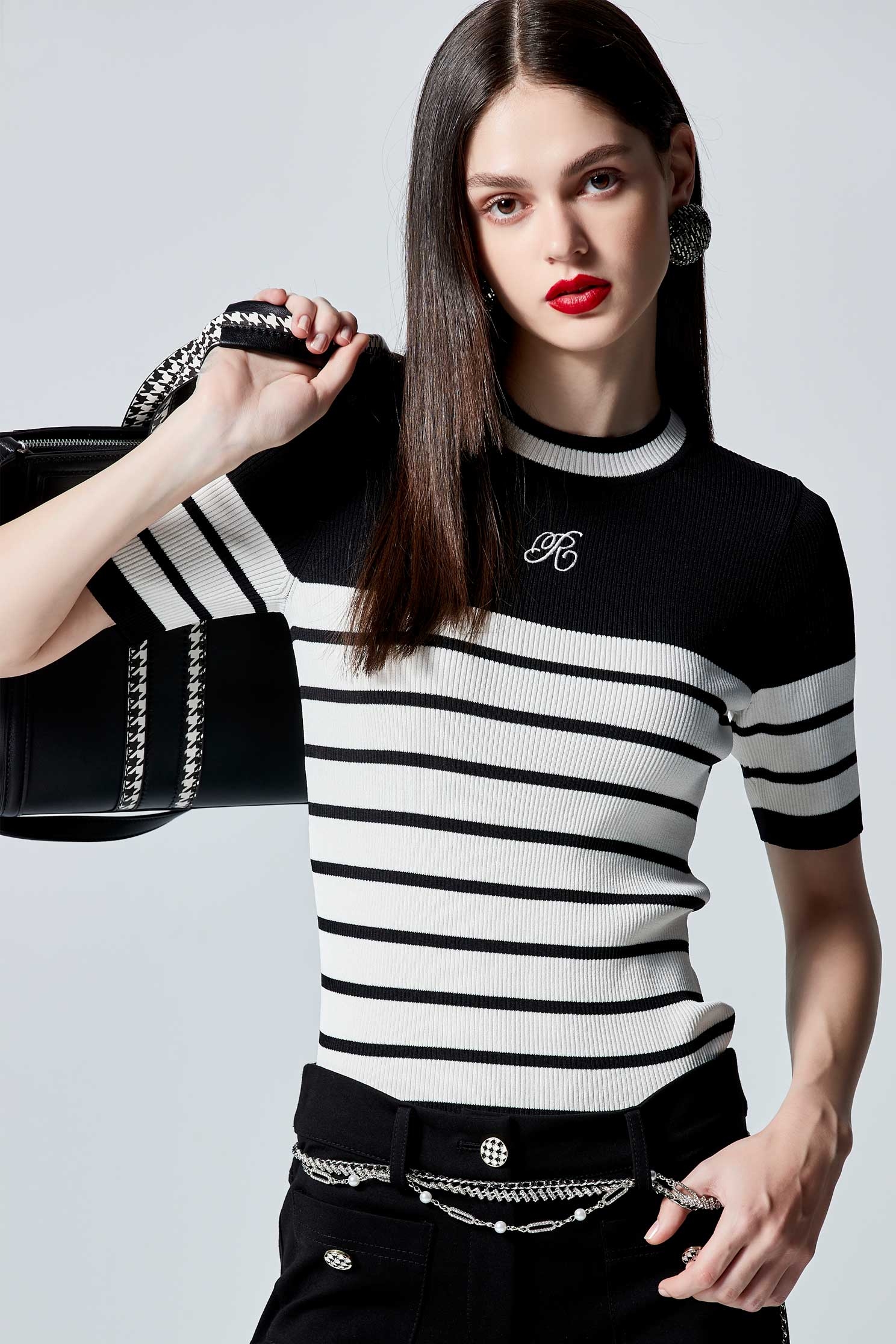 Short Sleeve Stripe Knit TopShort Sleeve Stripe Knit Top,Season (AW) Look,Embroidered,Knitted,Knitted tops