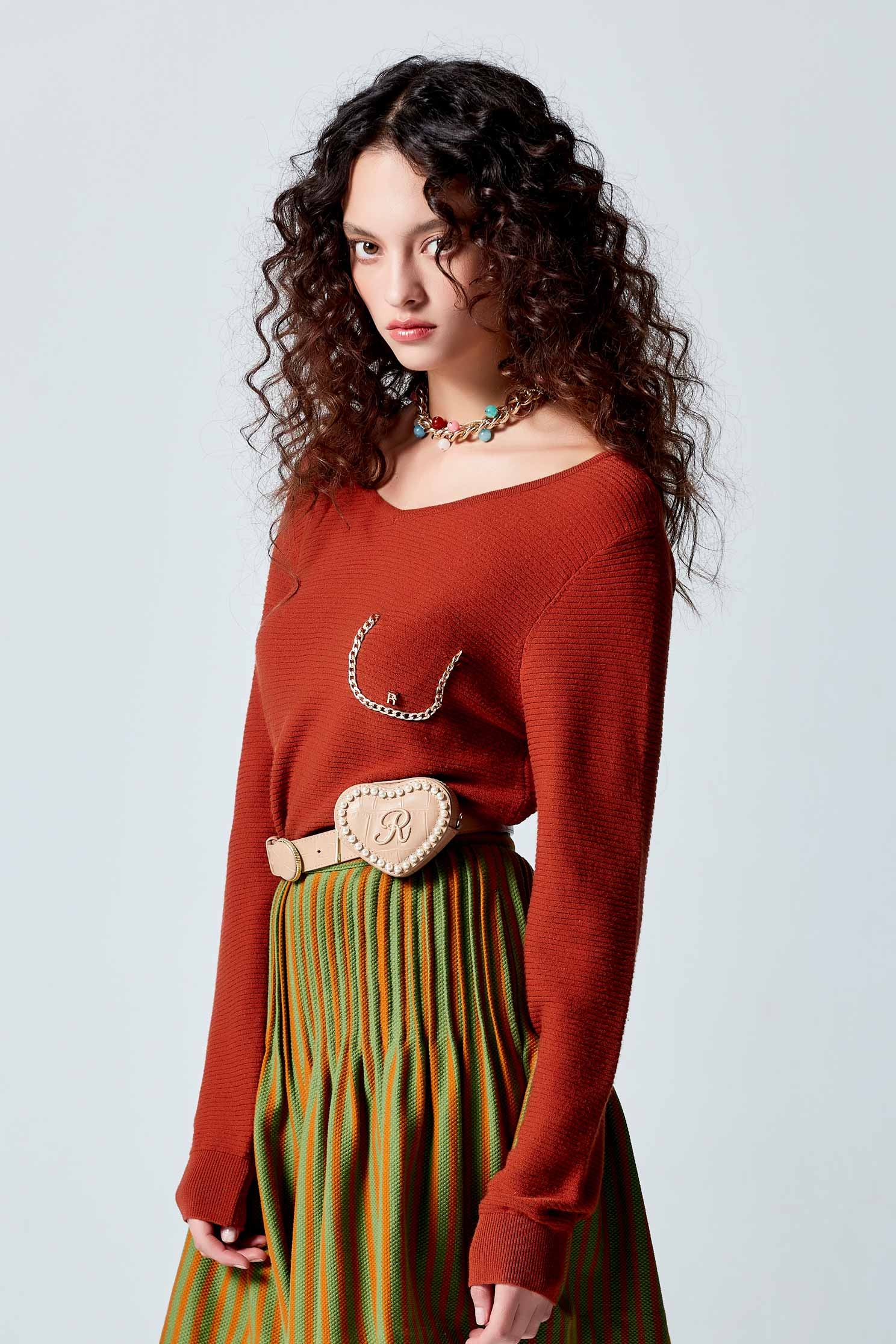 Long Sleeve V-neck Top With Accessory DetailLong Sleeve V-neck Top With Accessory Detail,Tops,Season (AW) Look,Knitted,Knitted tops,Knitted tops,Necklaces