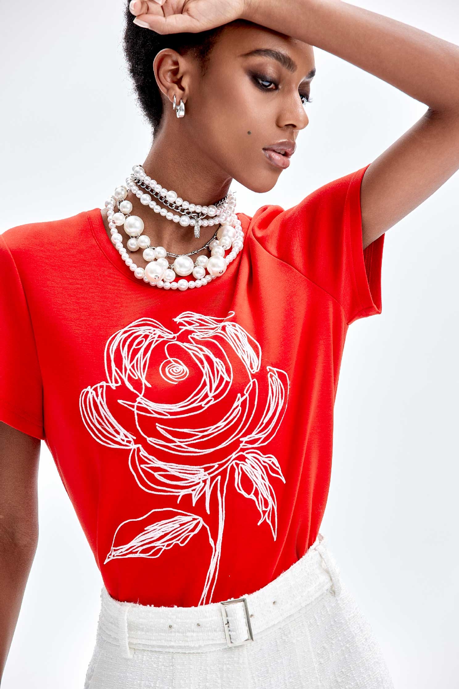 Embroidered Rose Graphic Red TeeEmbroidered Rose Graphic Red Tee,Tops,Embroidered,Short sleeve tops,Season (AW) Look,Embroidered tops