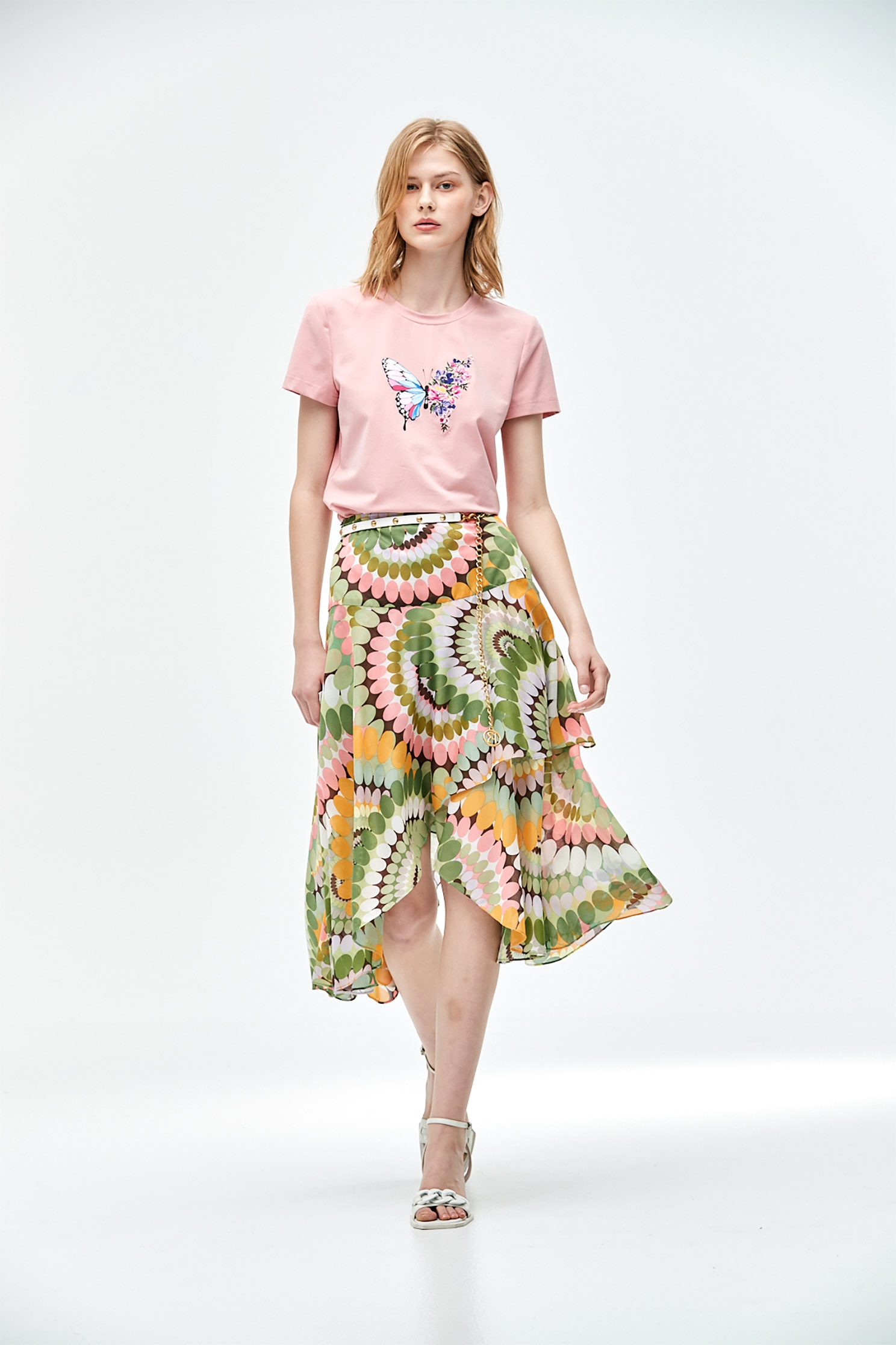 Basic Pink Graphic TeeT-shirt top with floral and butterfly embroidery,T-shirts,T-shirts,Tops,Embroidered,Season (SS) Look