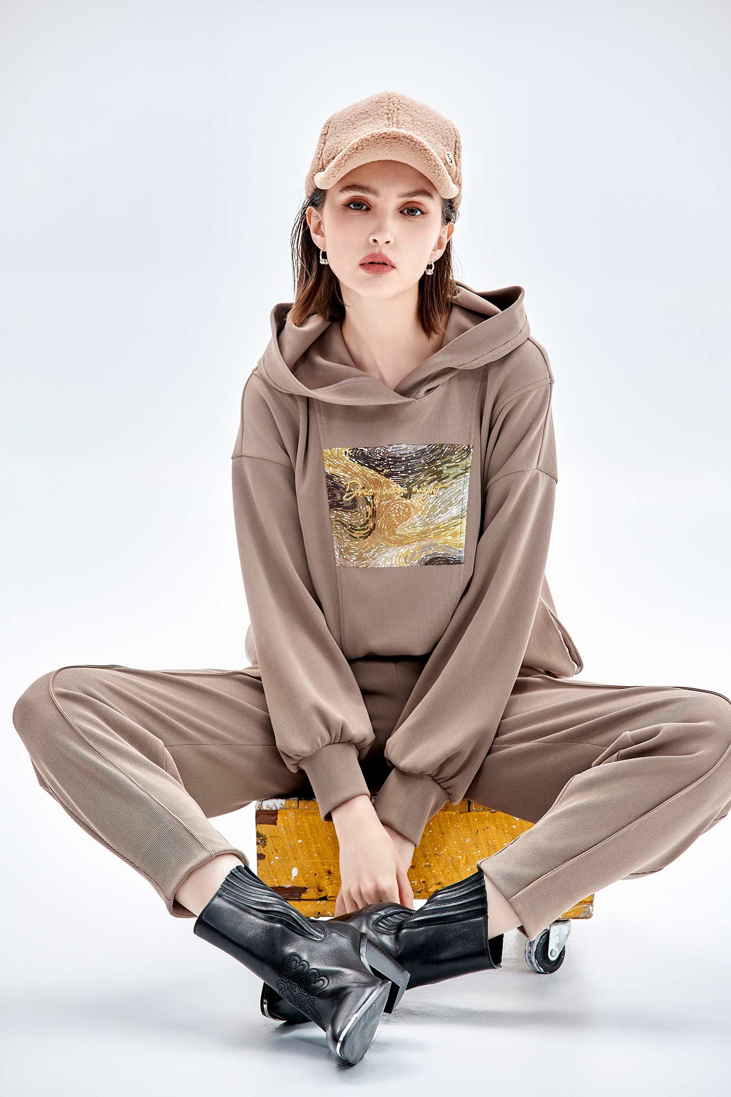 Front Graphic Hoodie Long Sleeve TopFront Graphic Hoodie Long Sleeve Top,Tops,Embroidered,Hoodie tops,Season (AW) Look,Sweaters