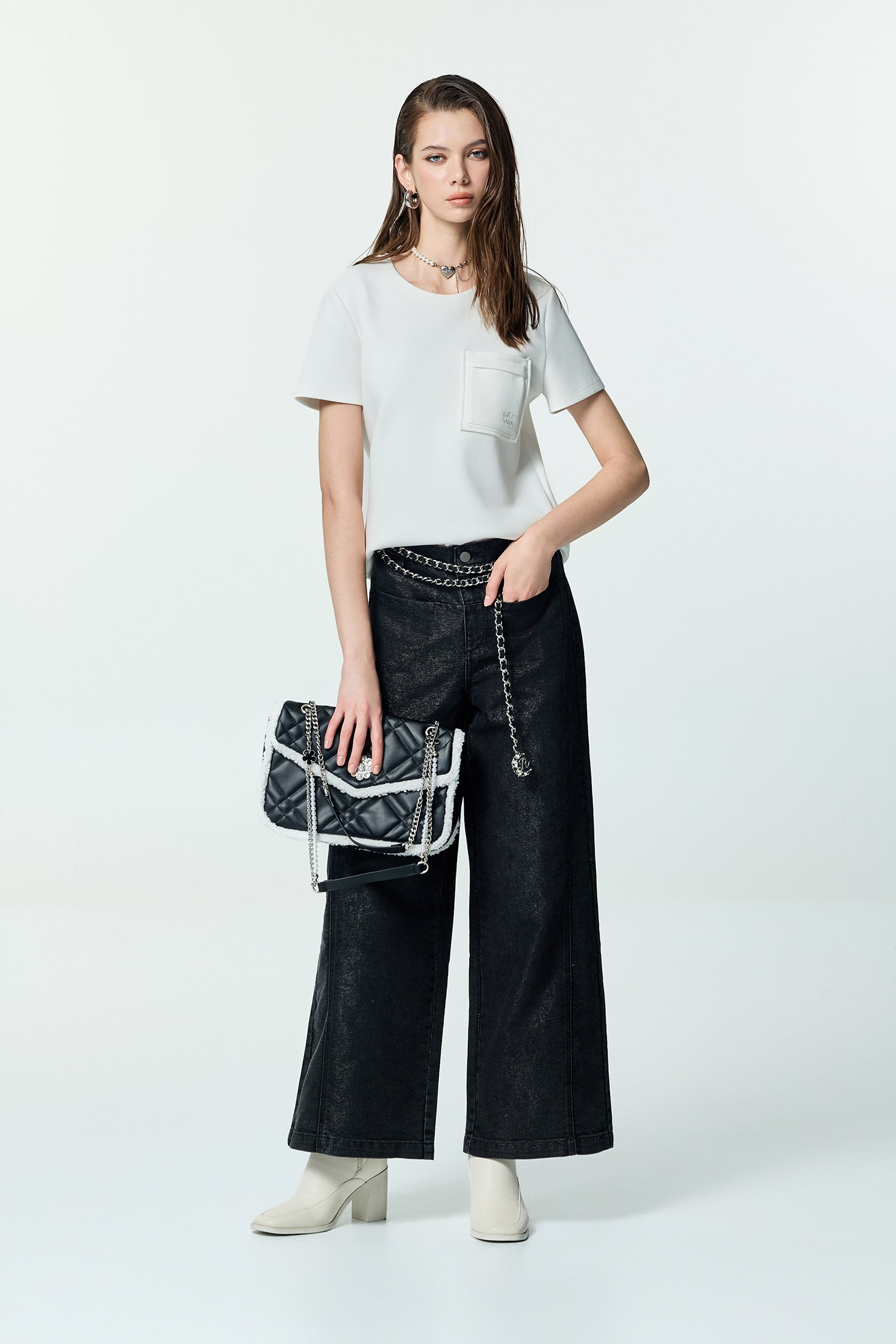 Front Pocket detail Short Sleeve TeeFront Pocket detail Short Sleeve Tee,T-shirts,Tops,Embroidered,White tops,Season (AW) Look