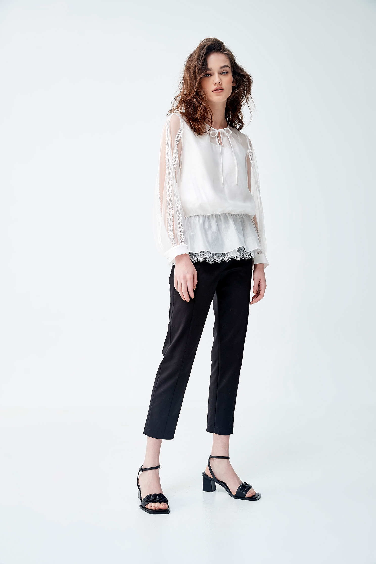 Basic Organza Top With Sleeve Lace DetailTop with transparent lace sleeves,Tops,Season (SS) Look,Lace,Lace tops