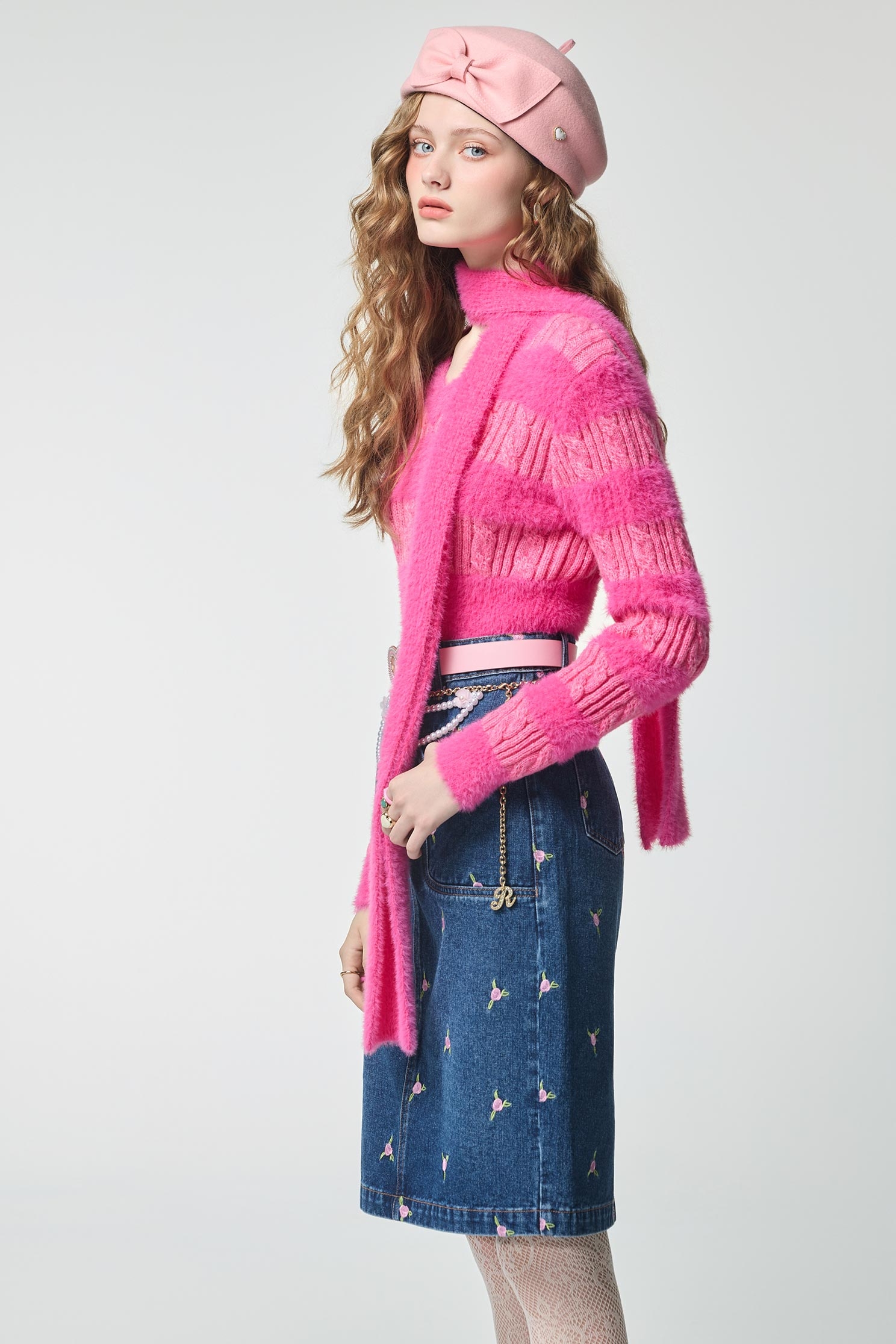 V-neck Scarf Accessory Crop Knit TopV-neck Scarf Accessory Crop Knit Top,Tops,Scarves,Season (AW) Look,Knitted,Knitted tops