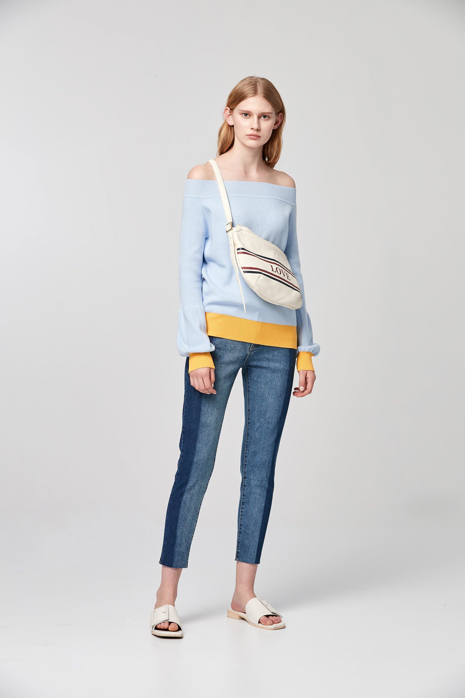 Off shoulder Knit TopLight blue boat collar knitted top,Exposed shoulders tops,Tops,Rayon,Exposed shoulders tops,Season (AW) Look,Knitted,Knitted tops,Knitted tops,Long sleeve tops