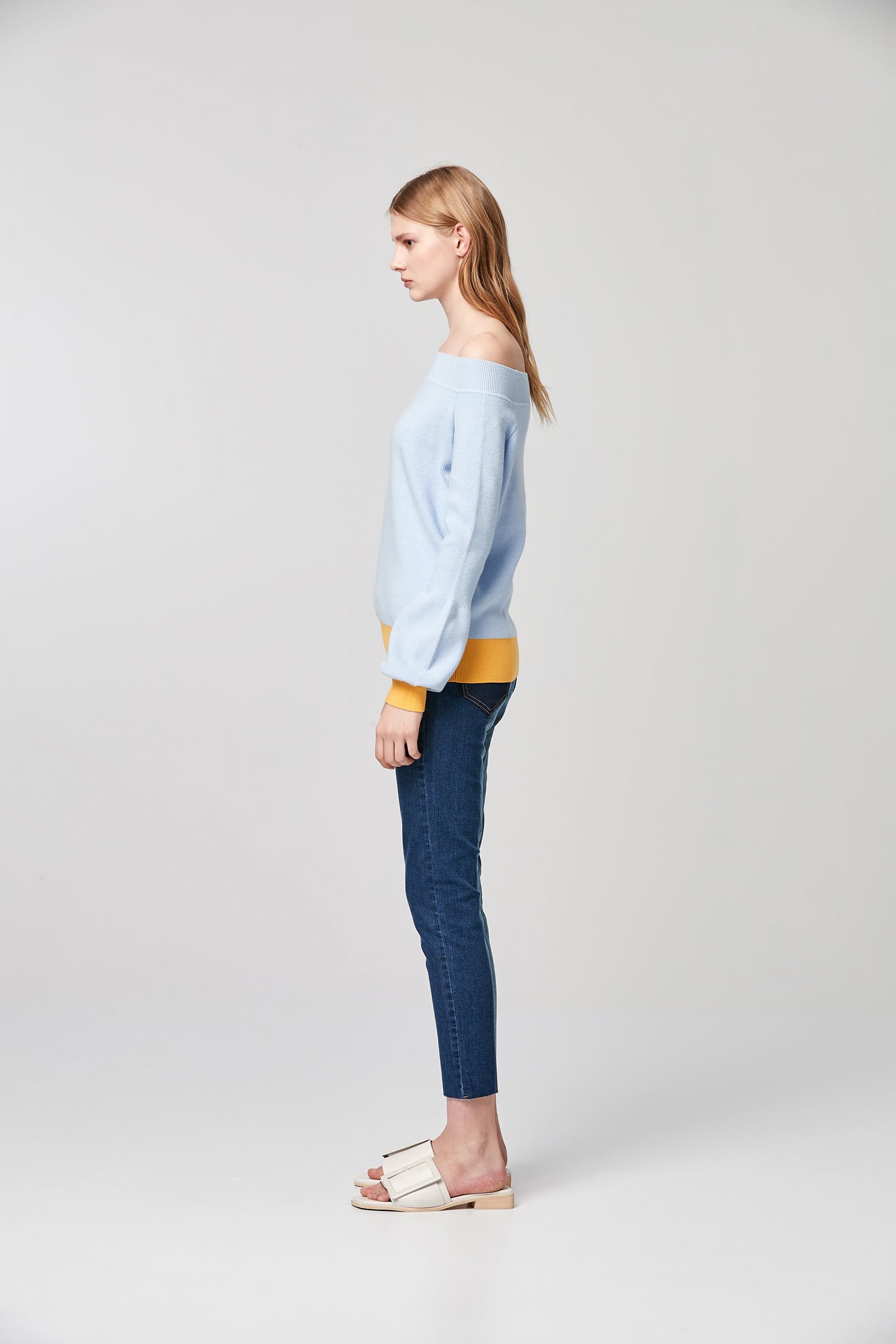 Off shoulder Knit TopLight blue boat collar knitted top,Exposed shoulders tops,Tops,Rayon,Exposed shoulders tops,Season (AW) Look,Knitted,Knitted tops,Knitted tops,Long sleeve tops