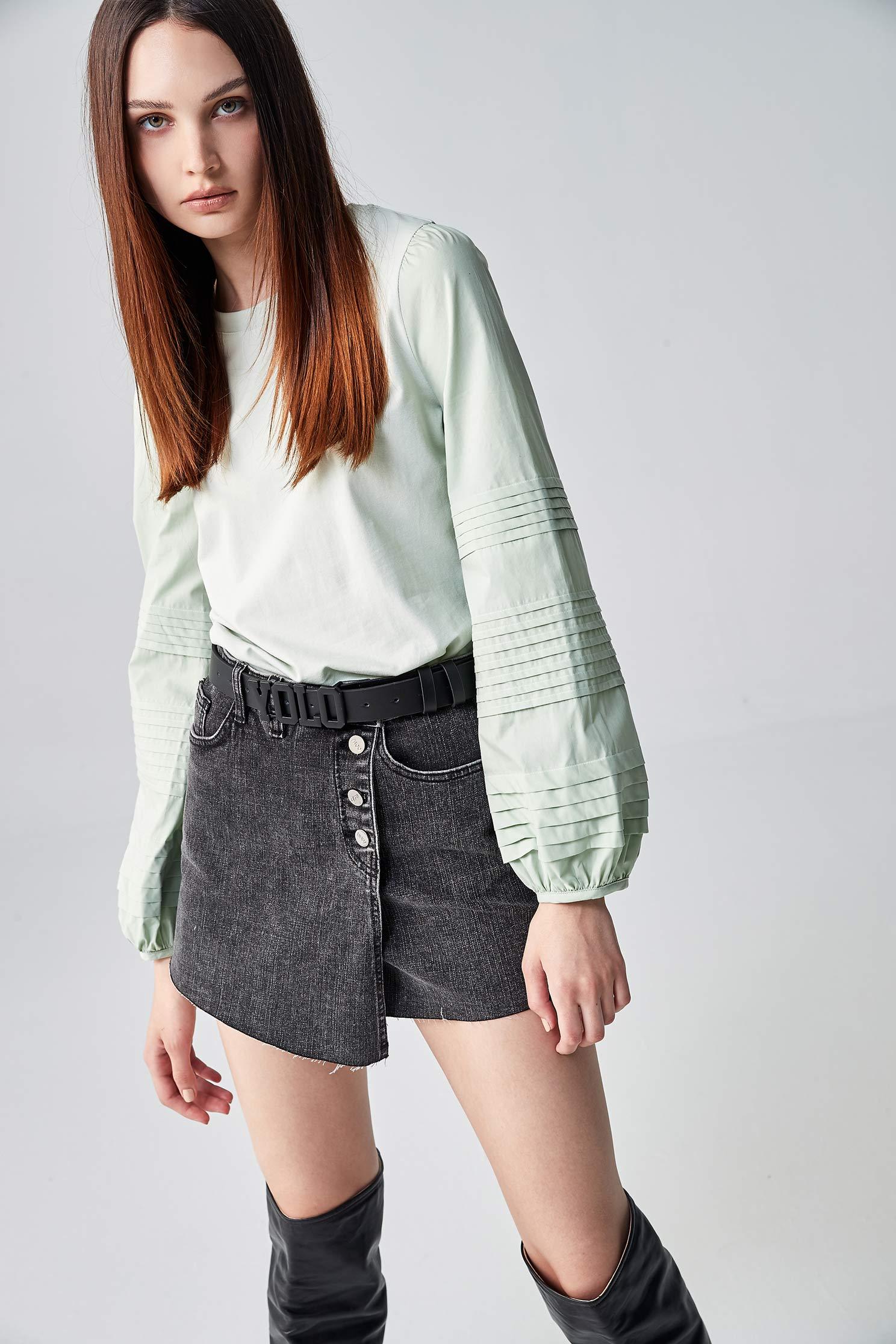 Light Green Top With Pleated Sleeve DetailDarted sleeves top,T-shirts,Tops,Round neck tops,goodlucknewyear,Season (AW) Look,Cotton,comfotism