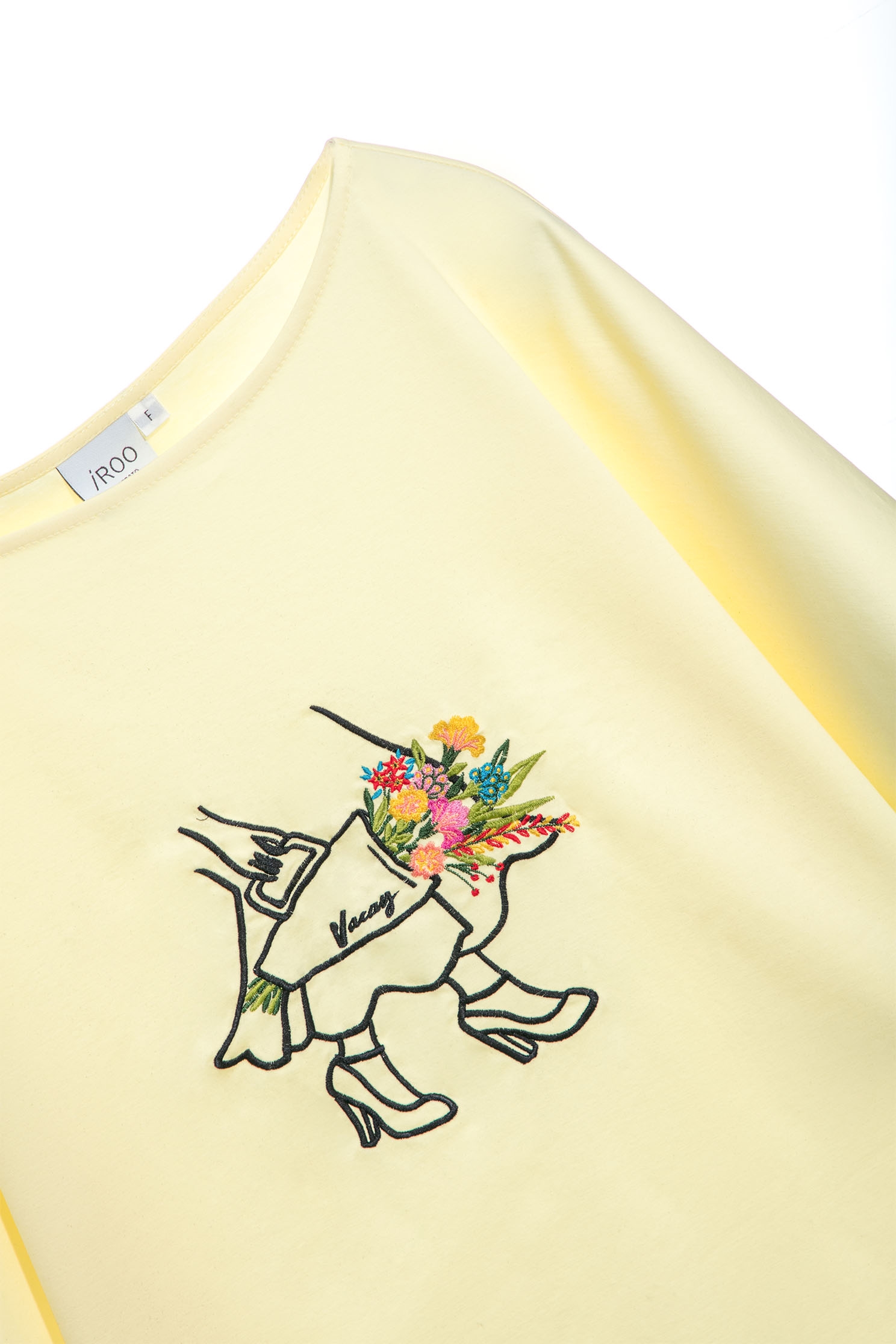 Basic Yellow Tee With Front GraphicT-shirt with embroidery,T-shirts,T-shirts,Tops,Embroidered,Season (SS) Look,Cotton